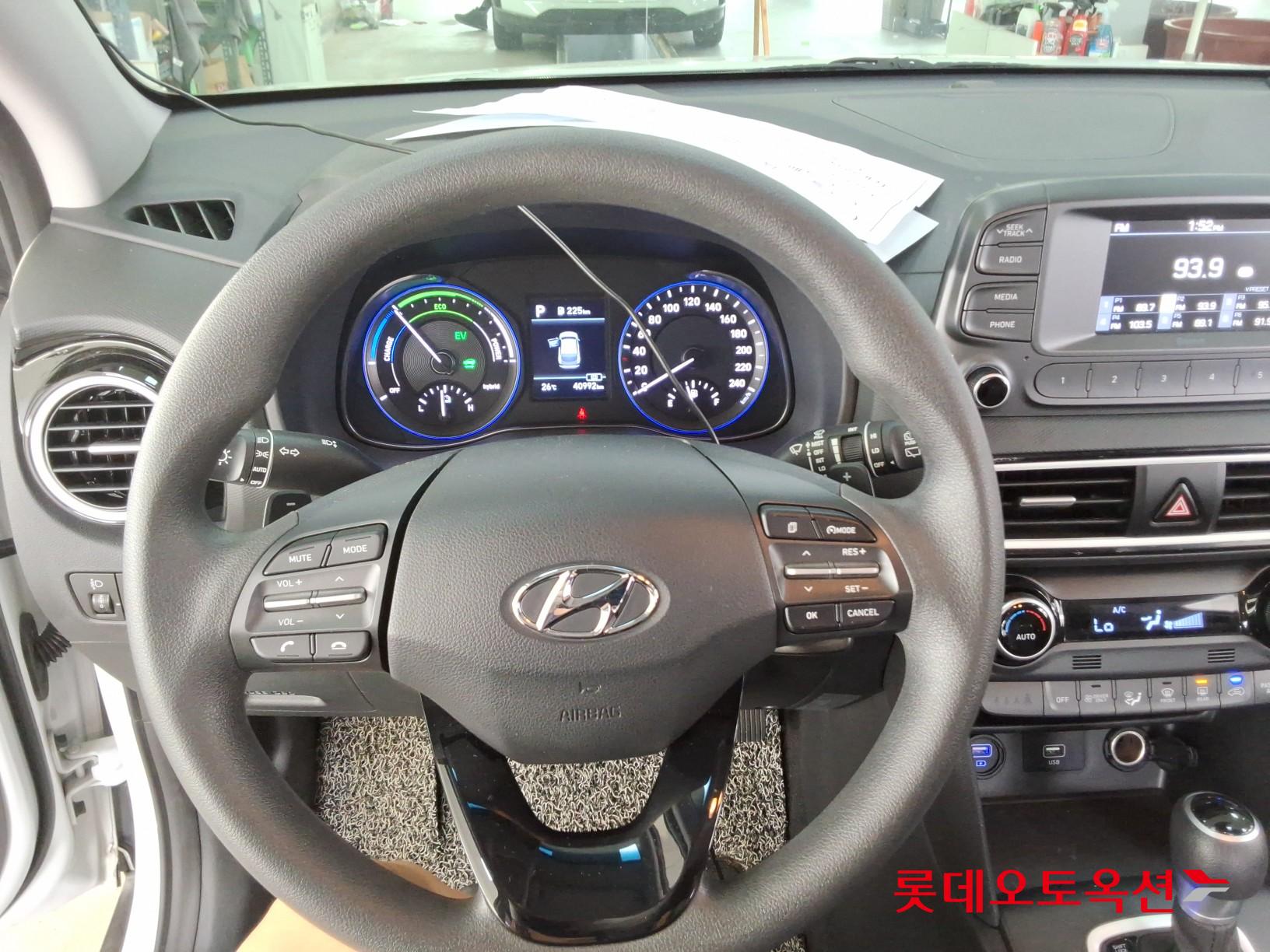 2020 - hyundai kona