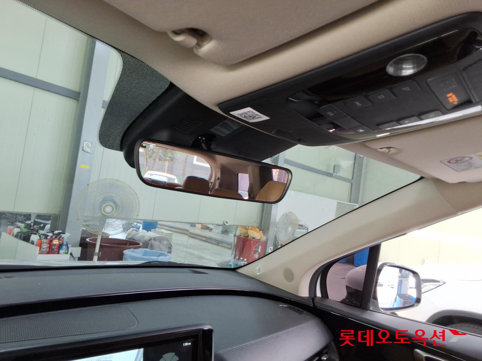 2021 - kia carnival