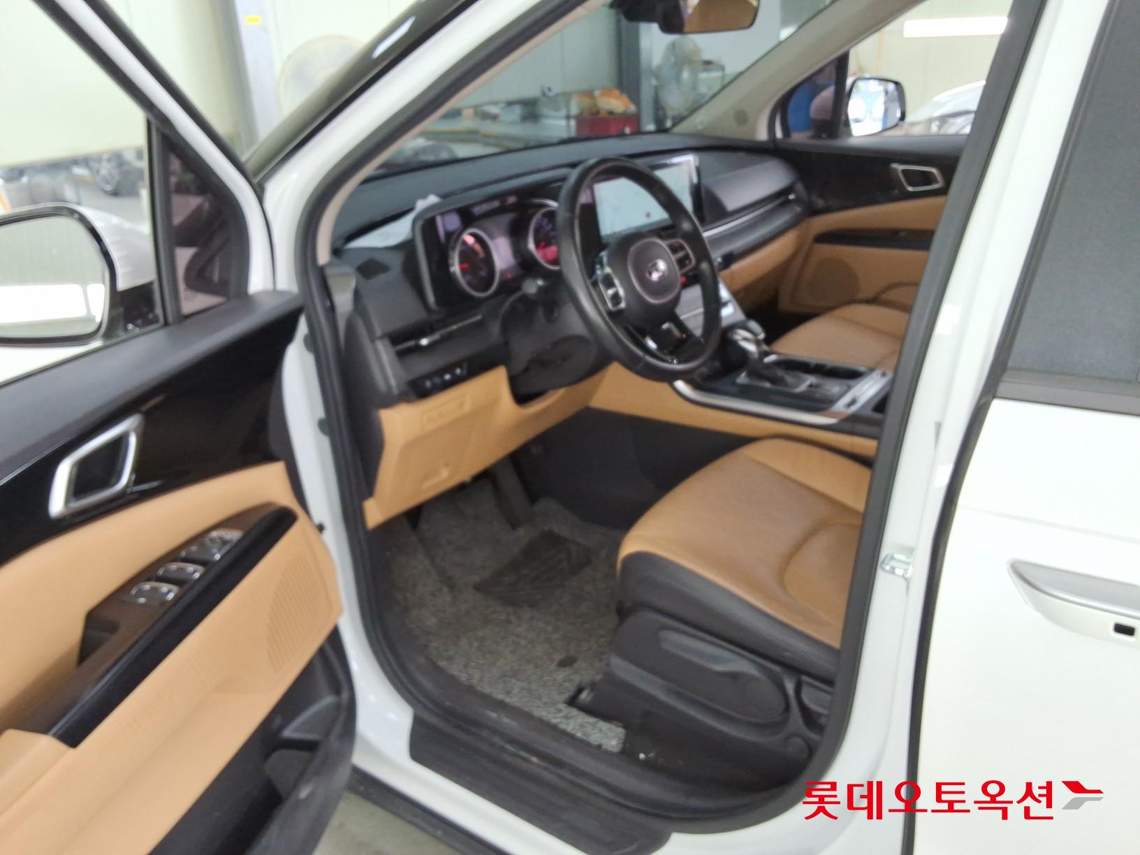 2021 - kia carnival