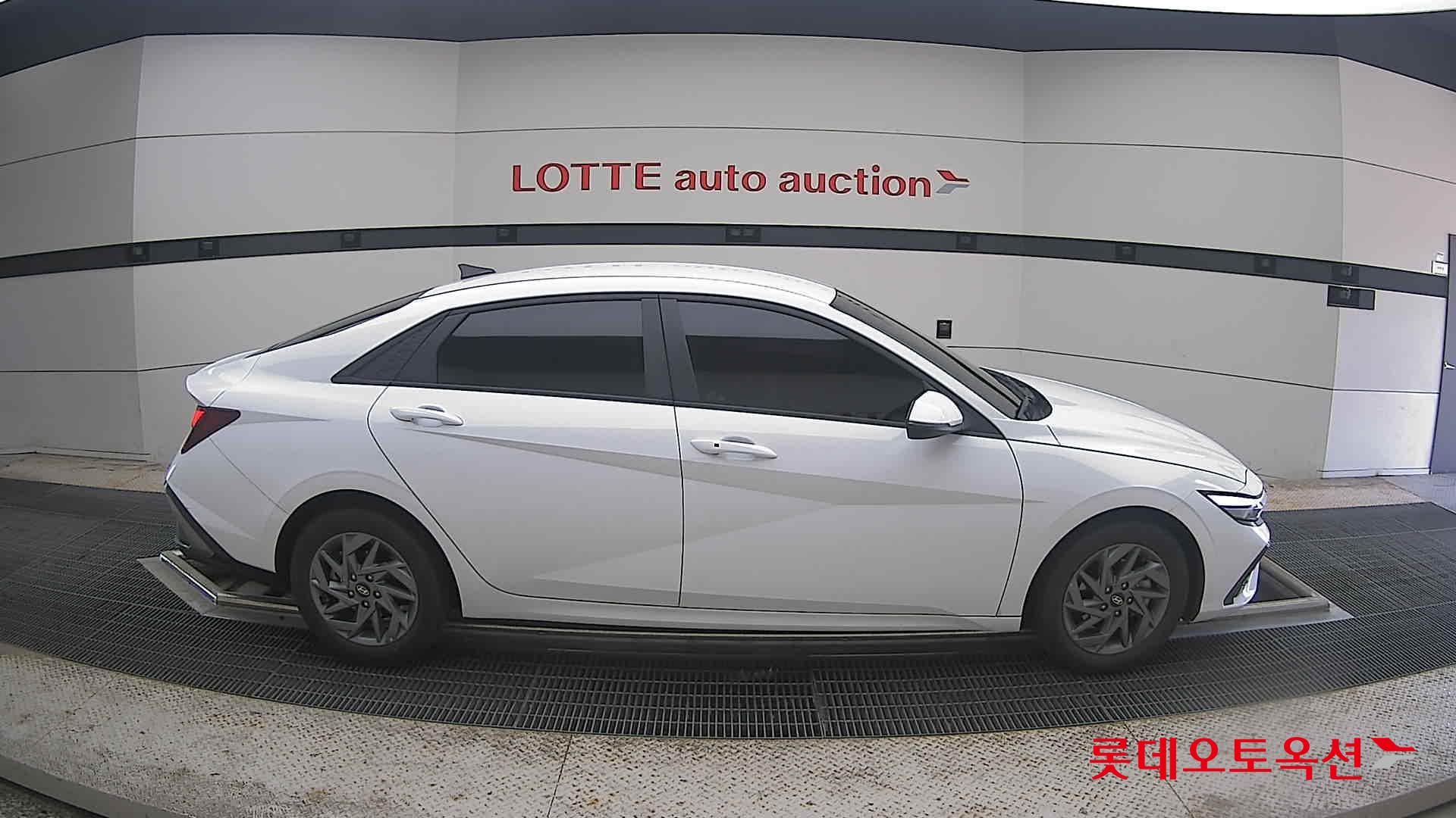2024 - hyundai avante