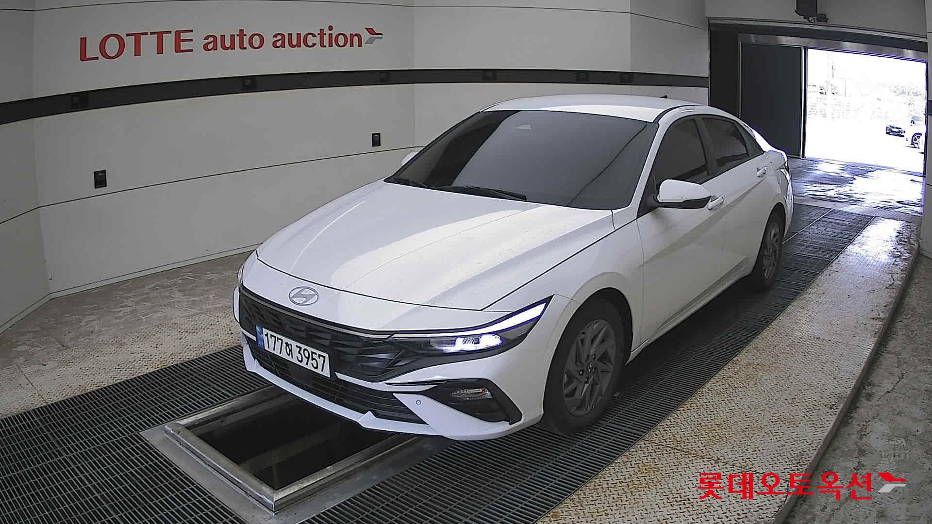 2024 - hyundai avante
