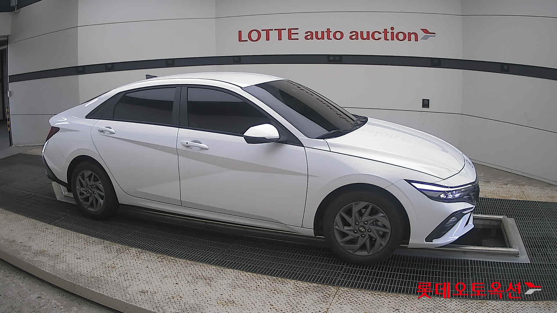 2024 - hyundai avante