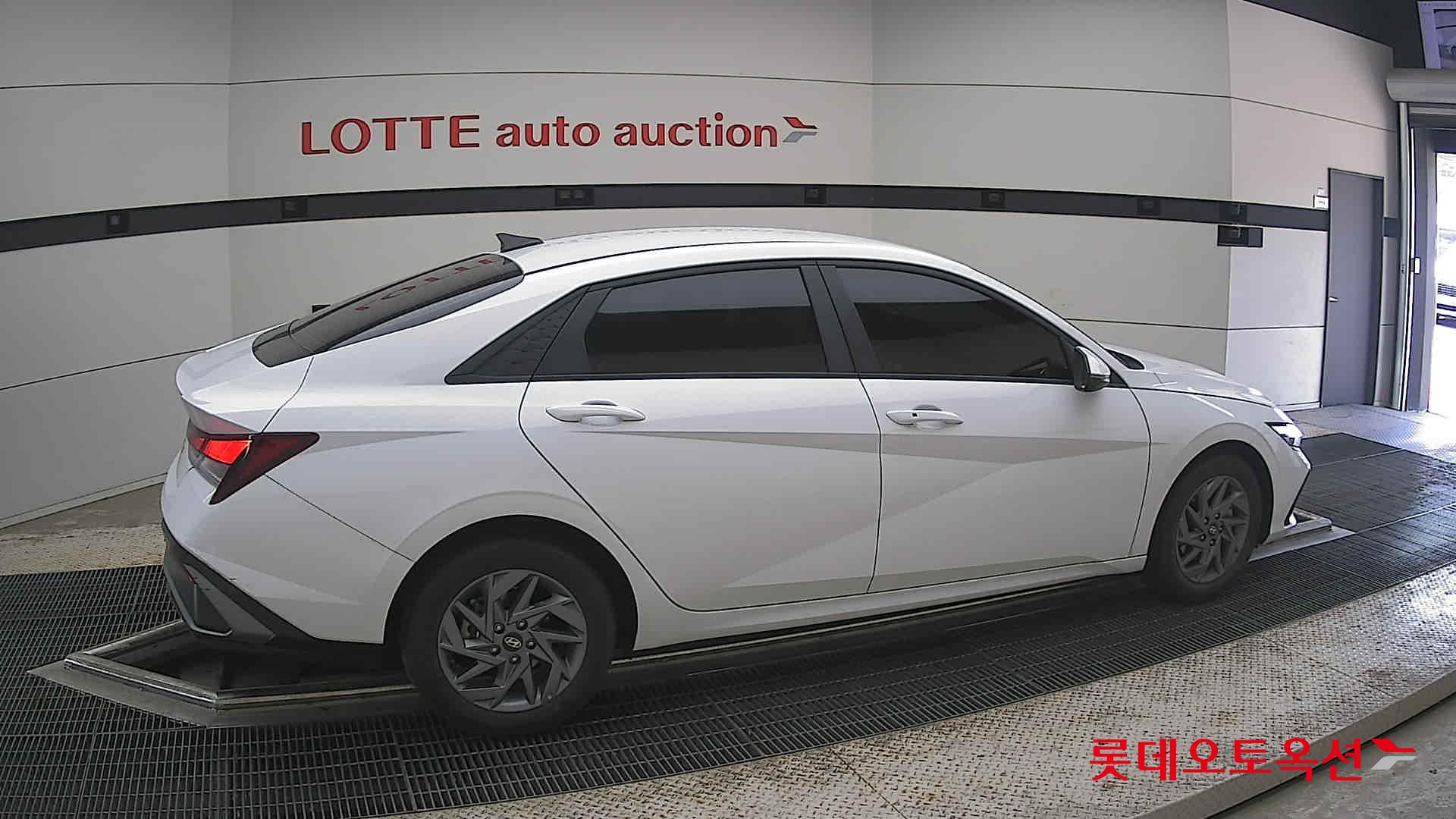 2024 - hyundai avante