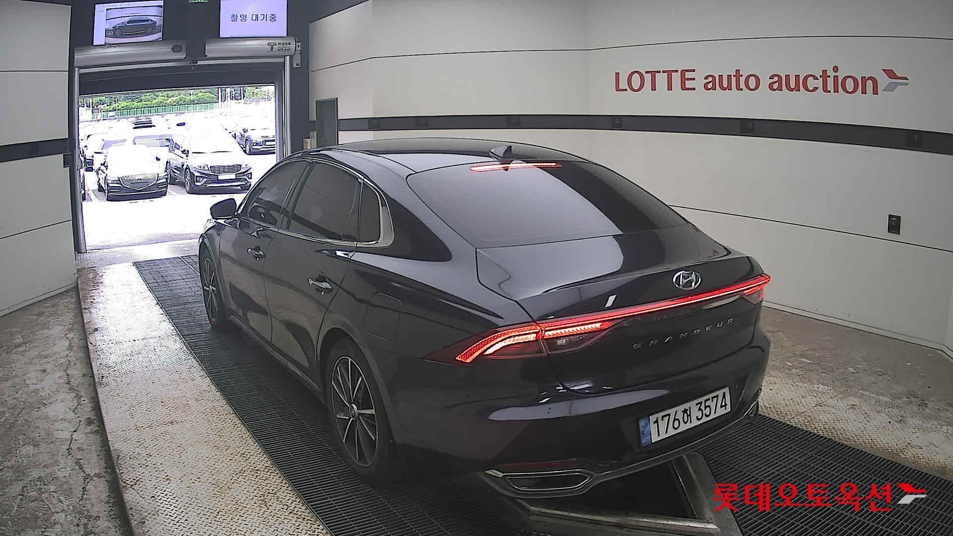 2021 - hyundai grandeur