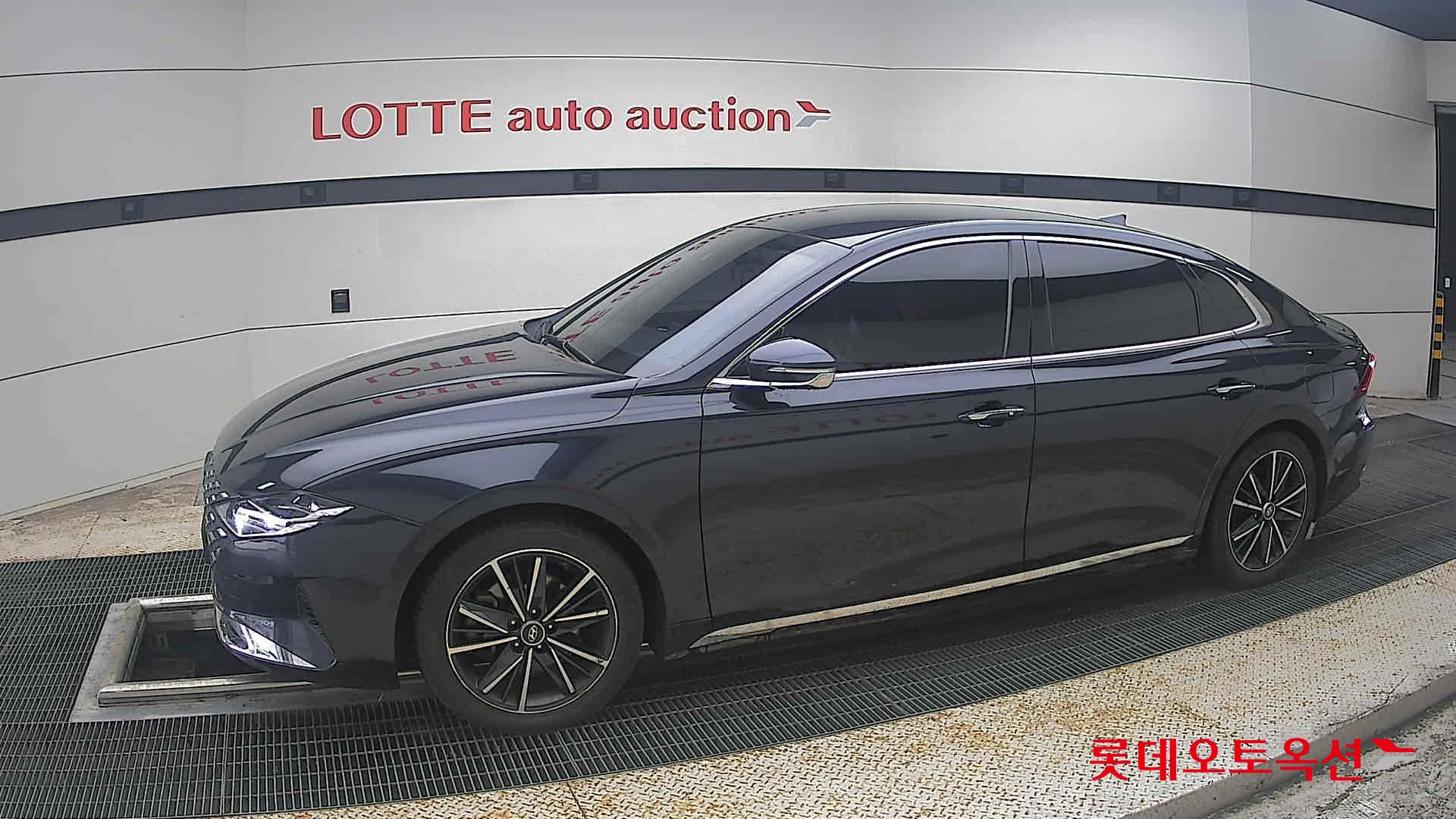 2021 - hyundai grandeur