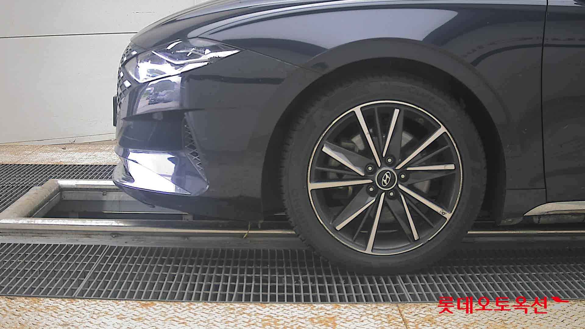 2021 - hyundai grandeur