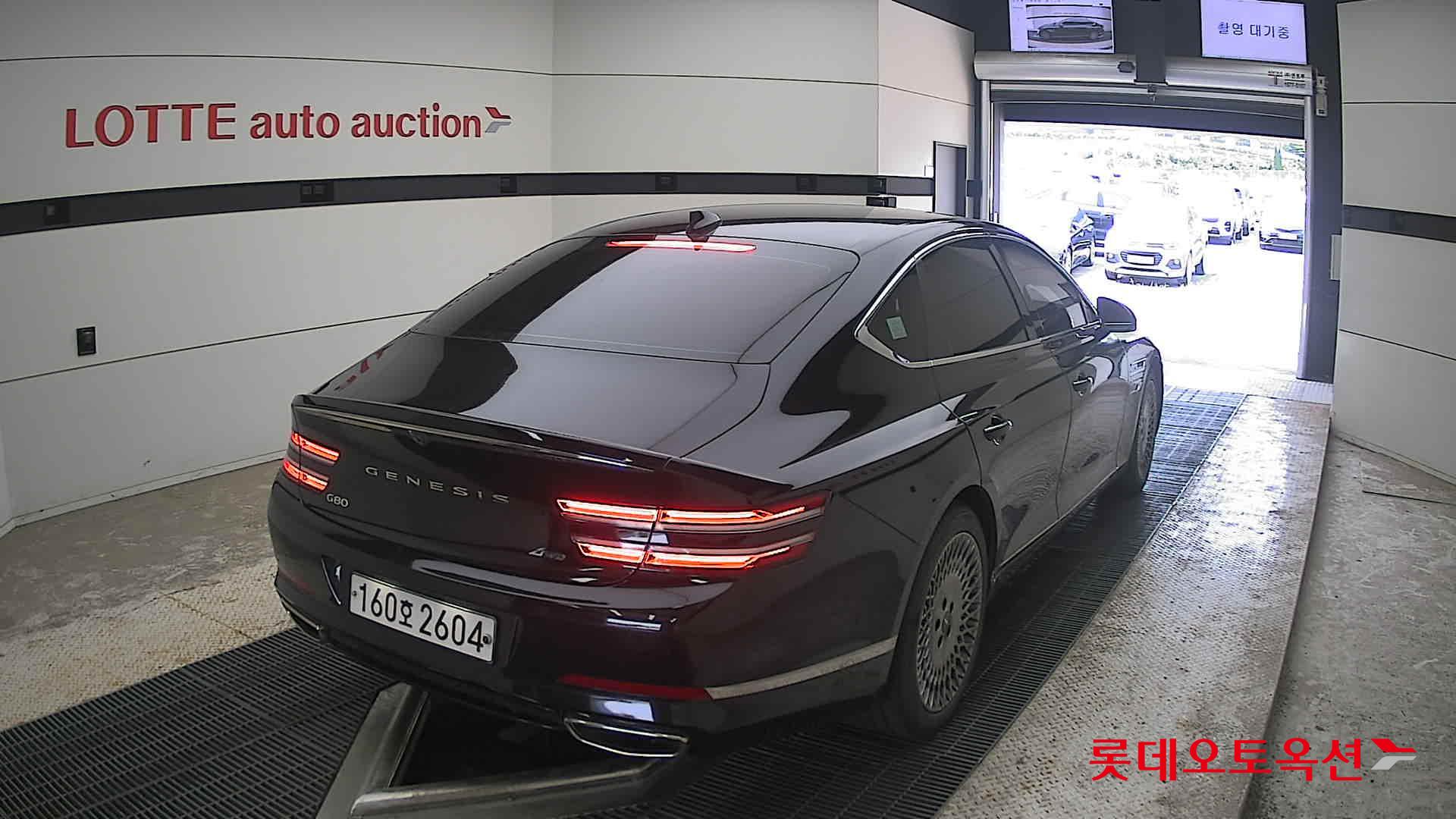 2021 - genesis g80