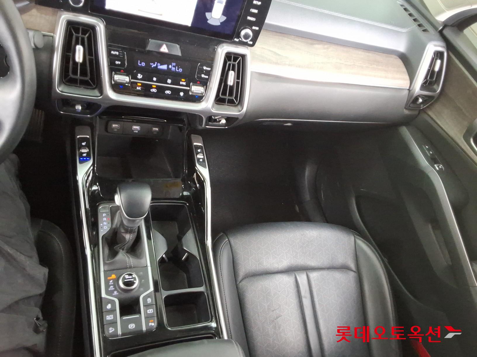 2022 - kia sorento