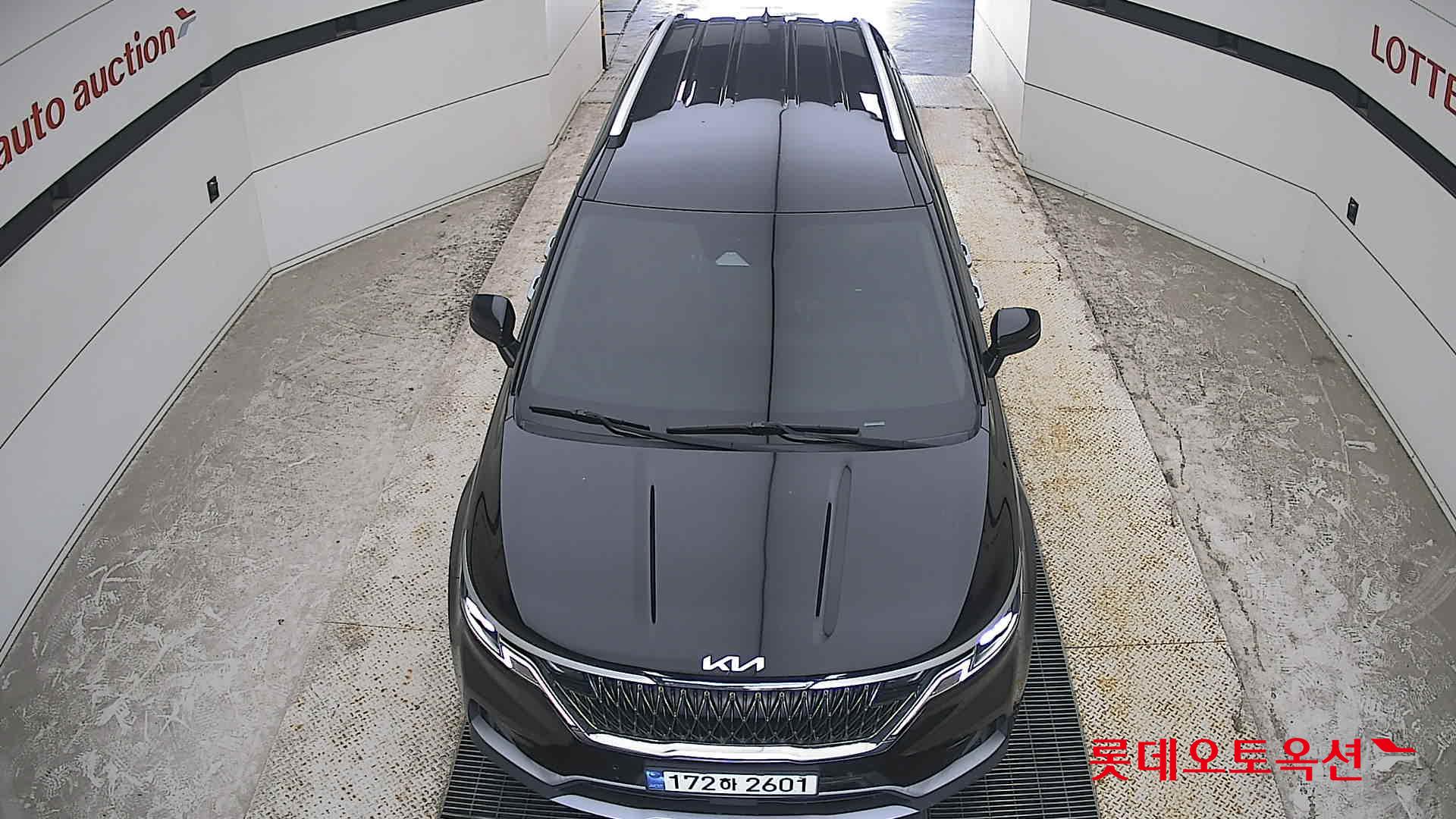 2023 - kia carnival