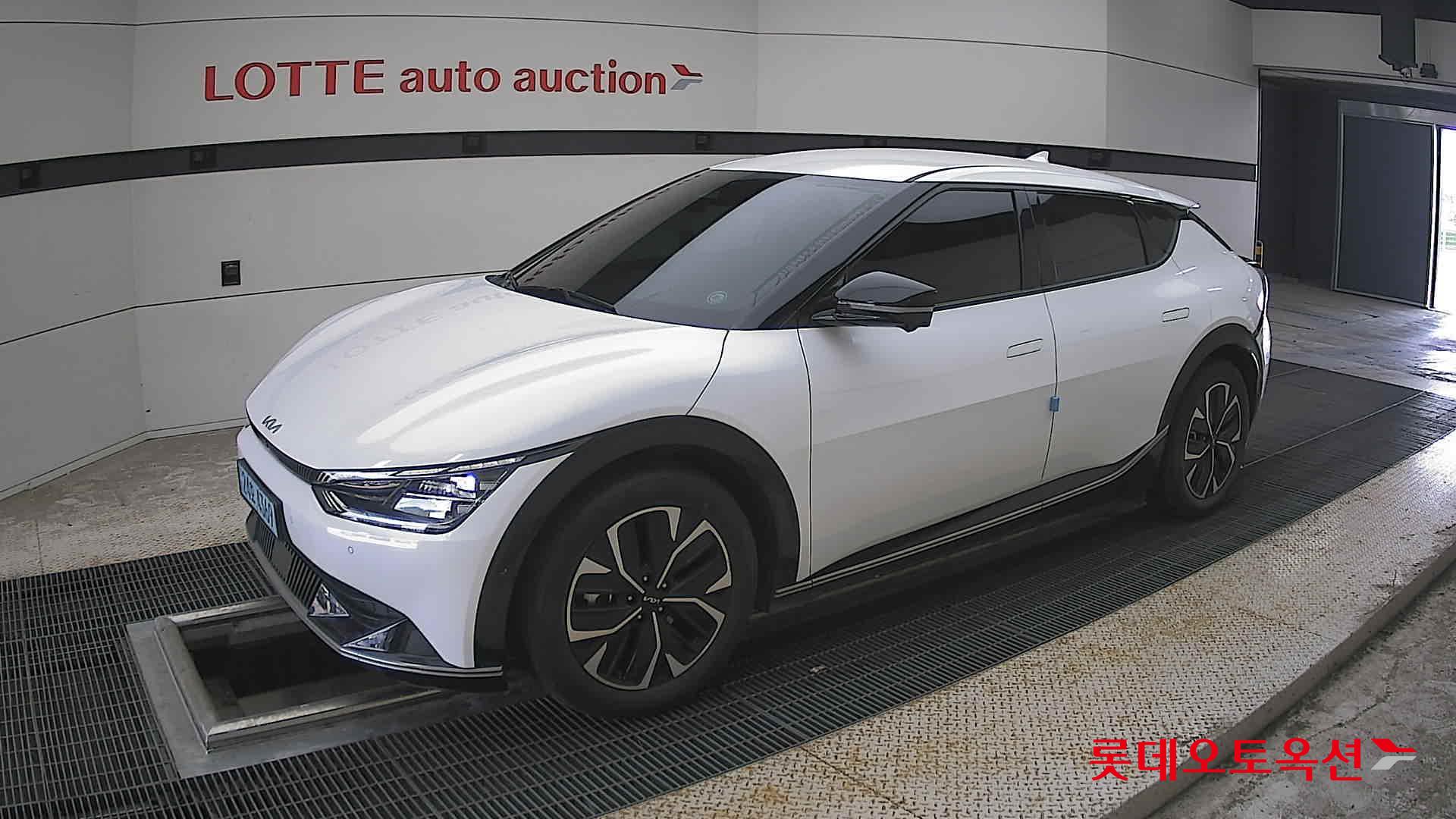 2023 - kia ev6