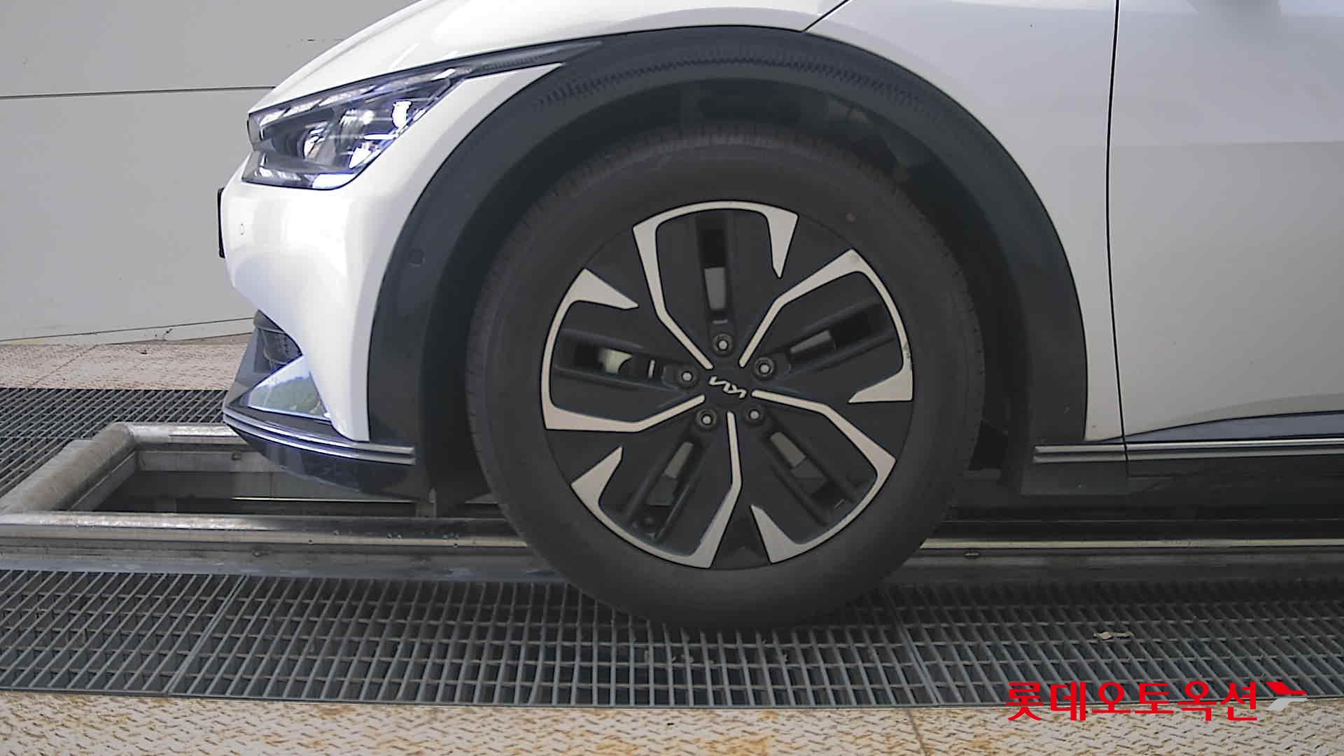 2023 - kia ev6