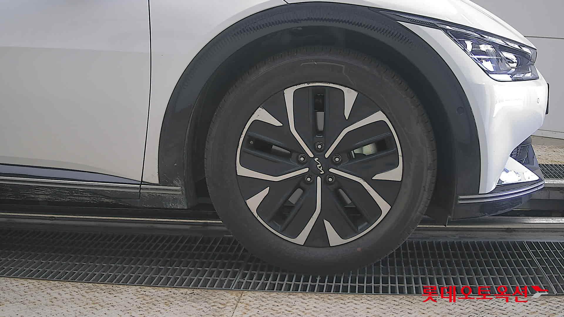 2023 - kia ev6