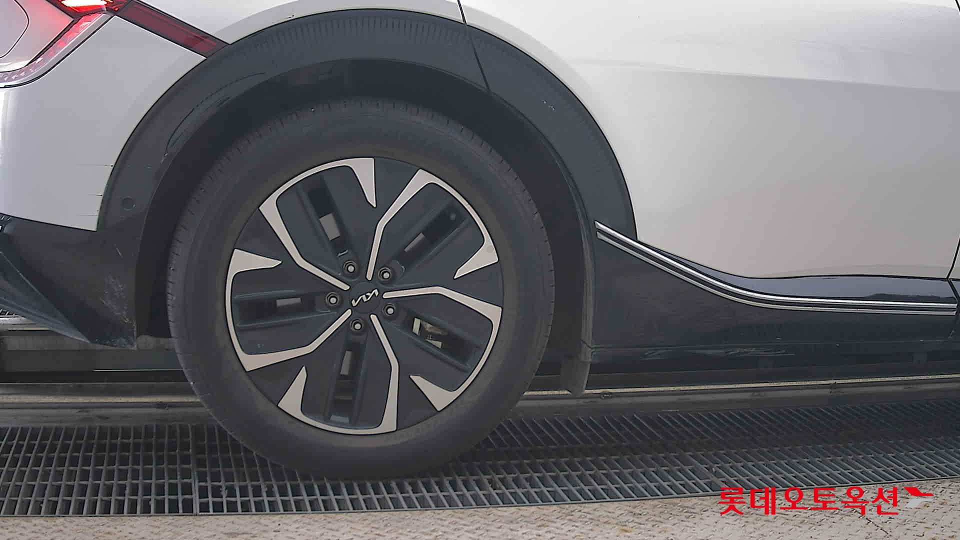 2023 - kia ev6