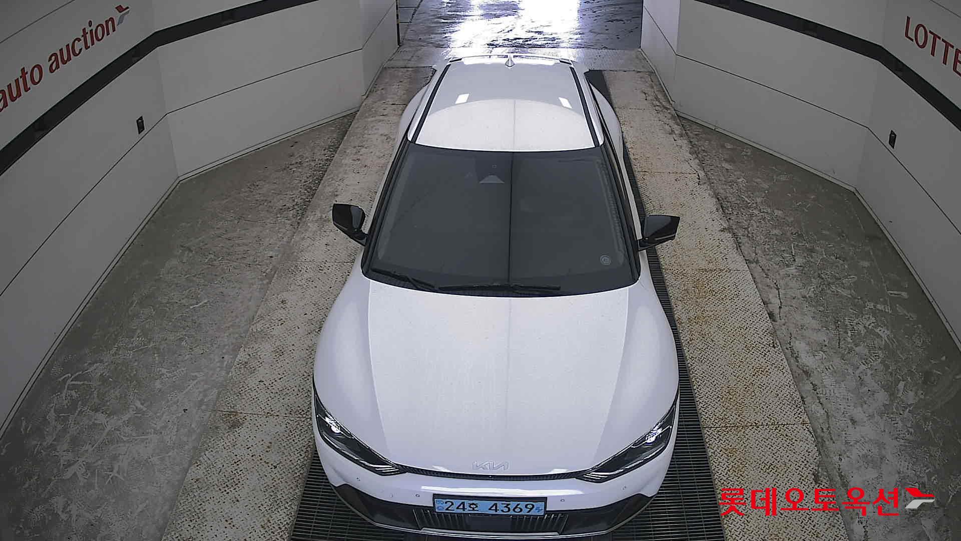 2023 - kia ev6