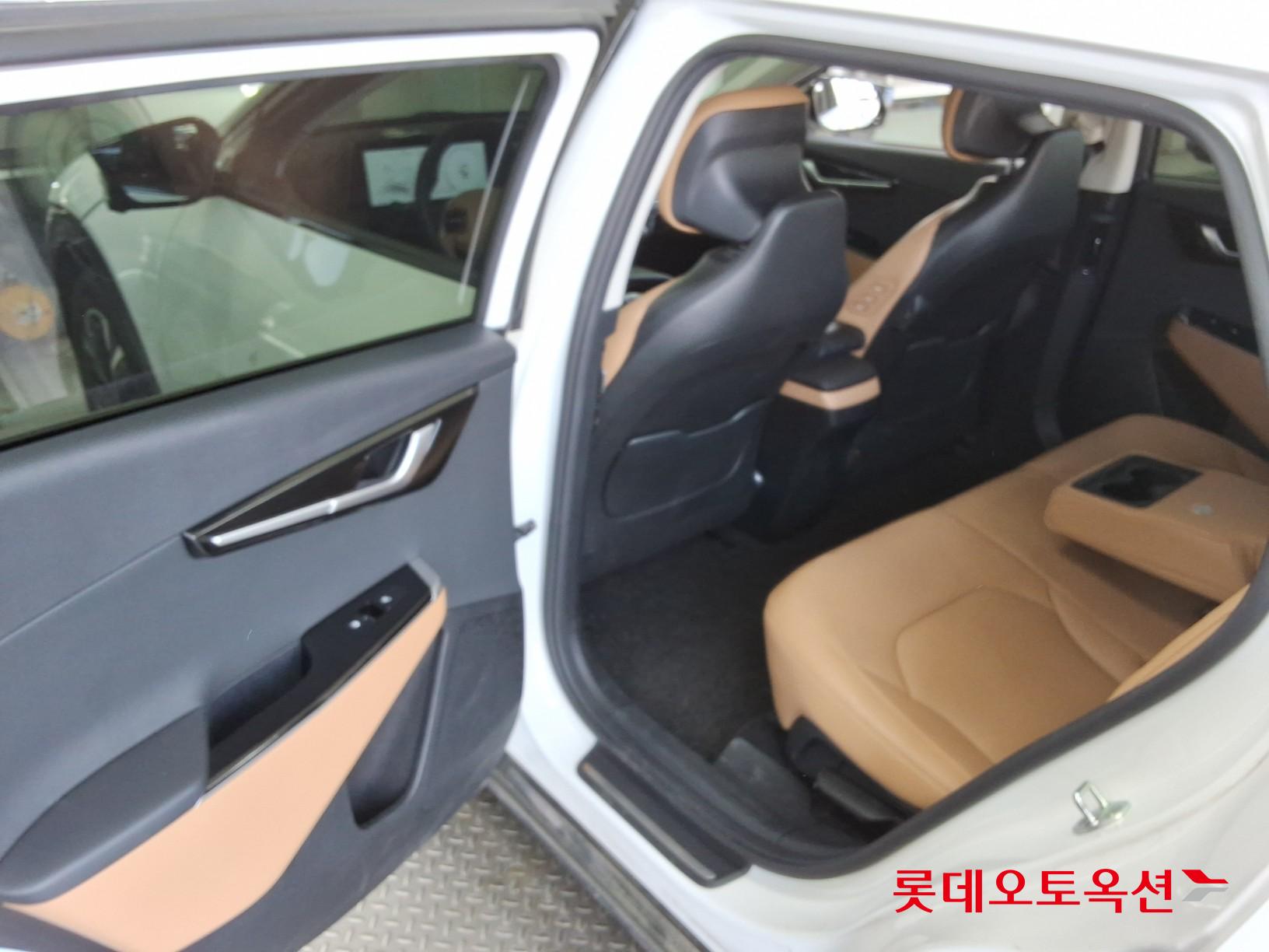2023 - kia ev6