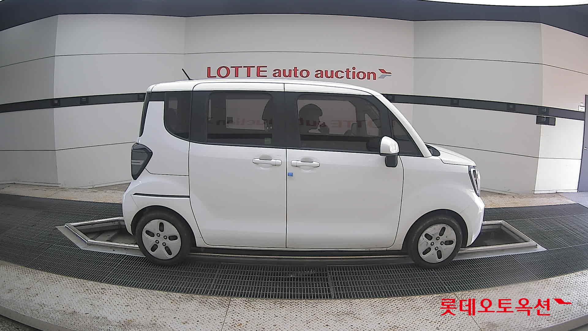 2023 - kia ray