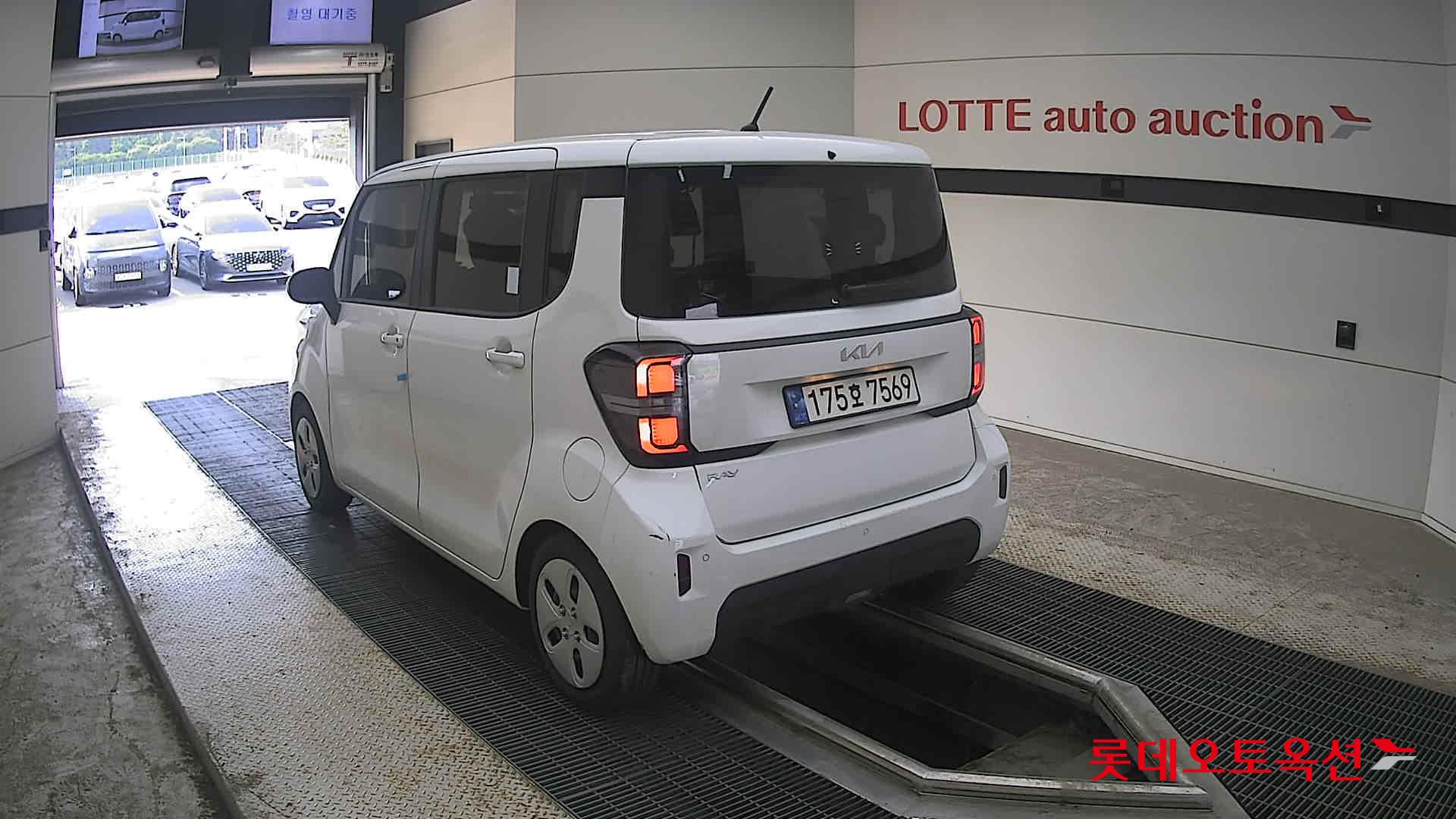 2023 - kia ray