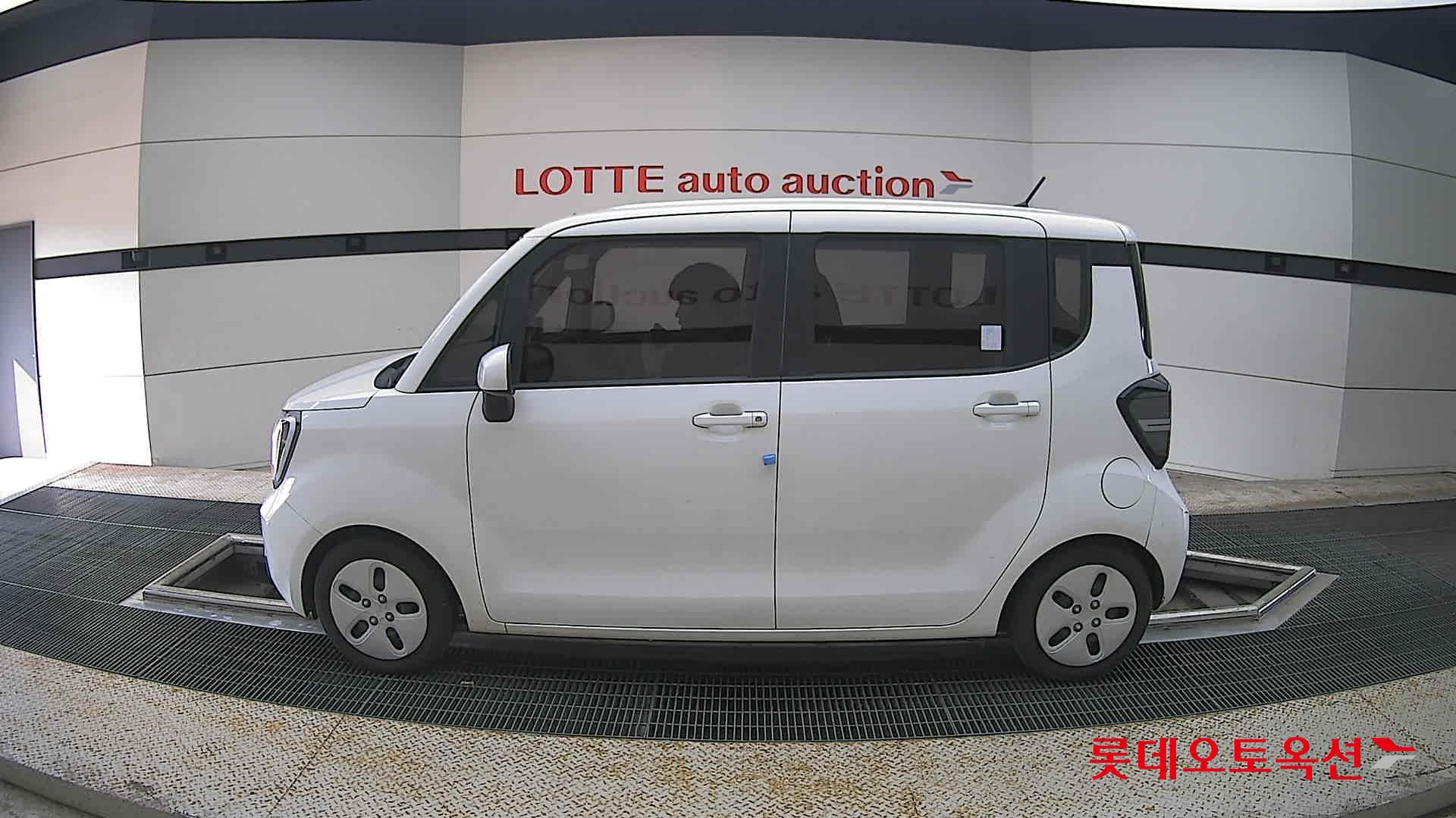 2023 - kia ray