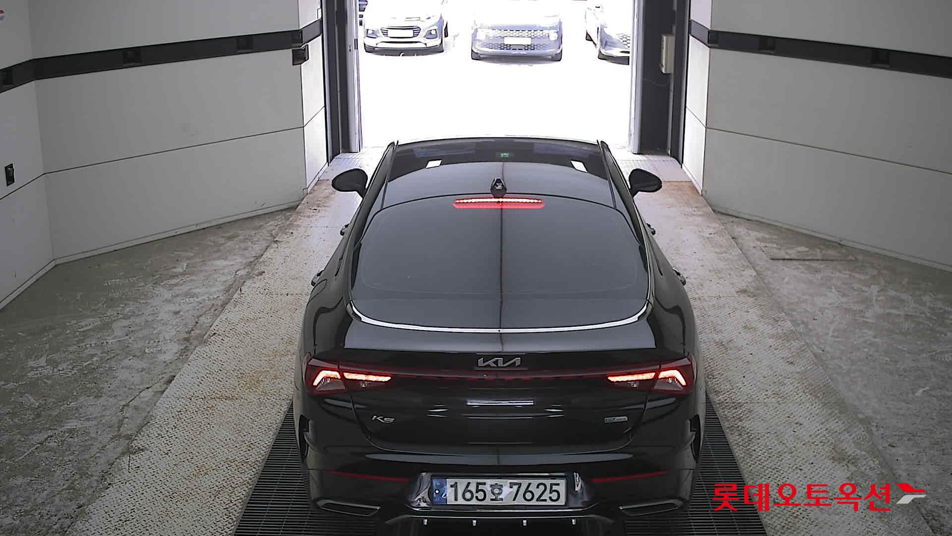2022 - kia k5