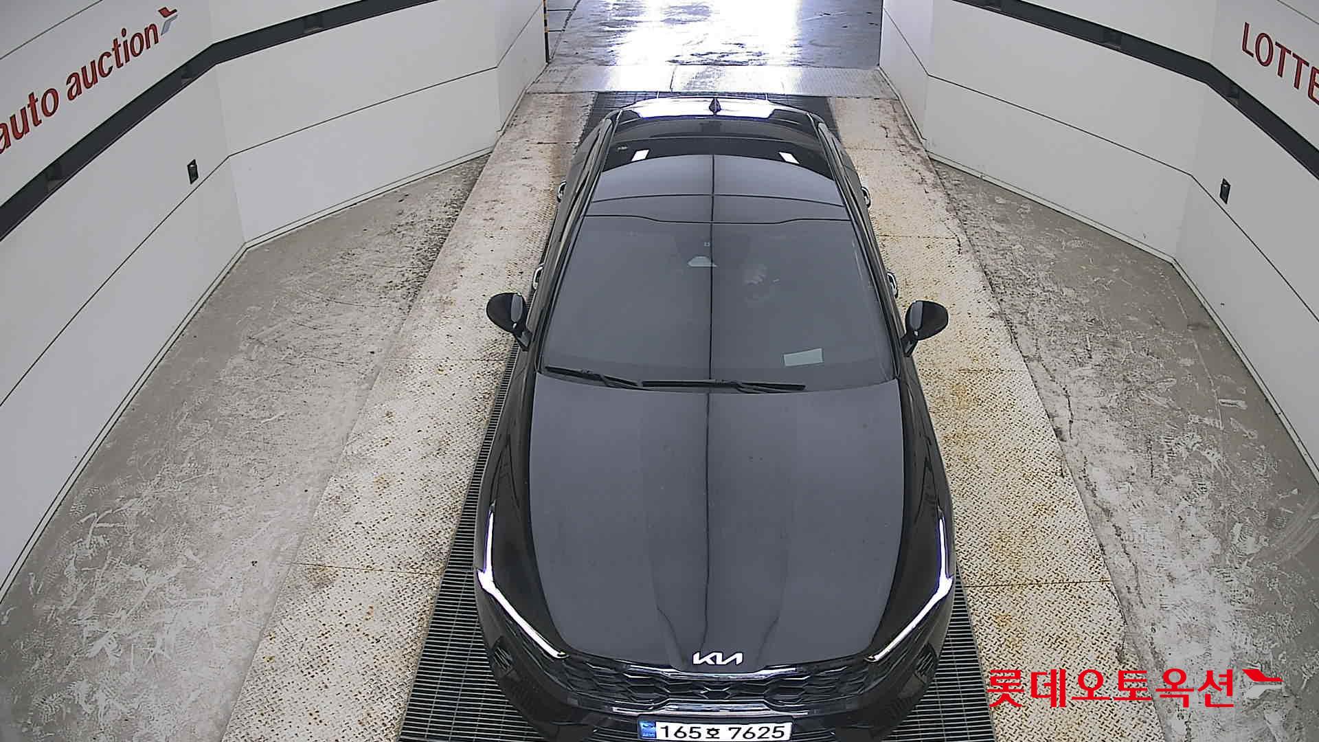 2022 - kia k5
