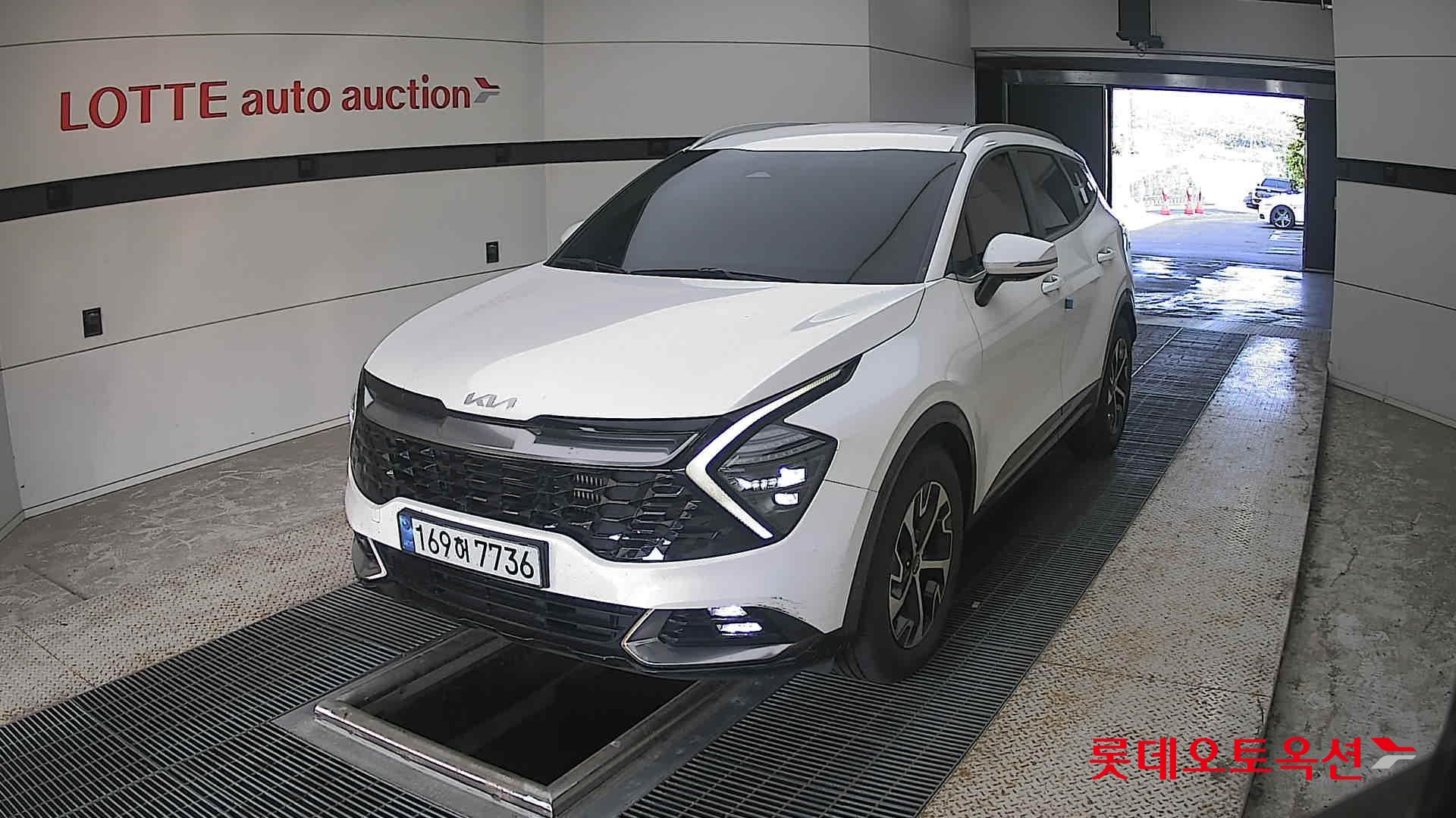 2022 - kia sportage