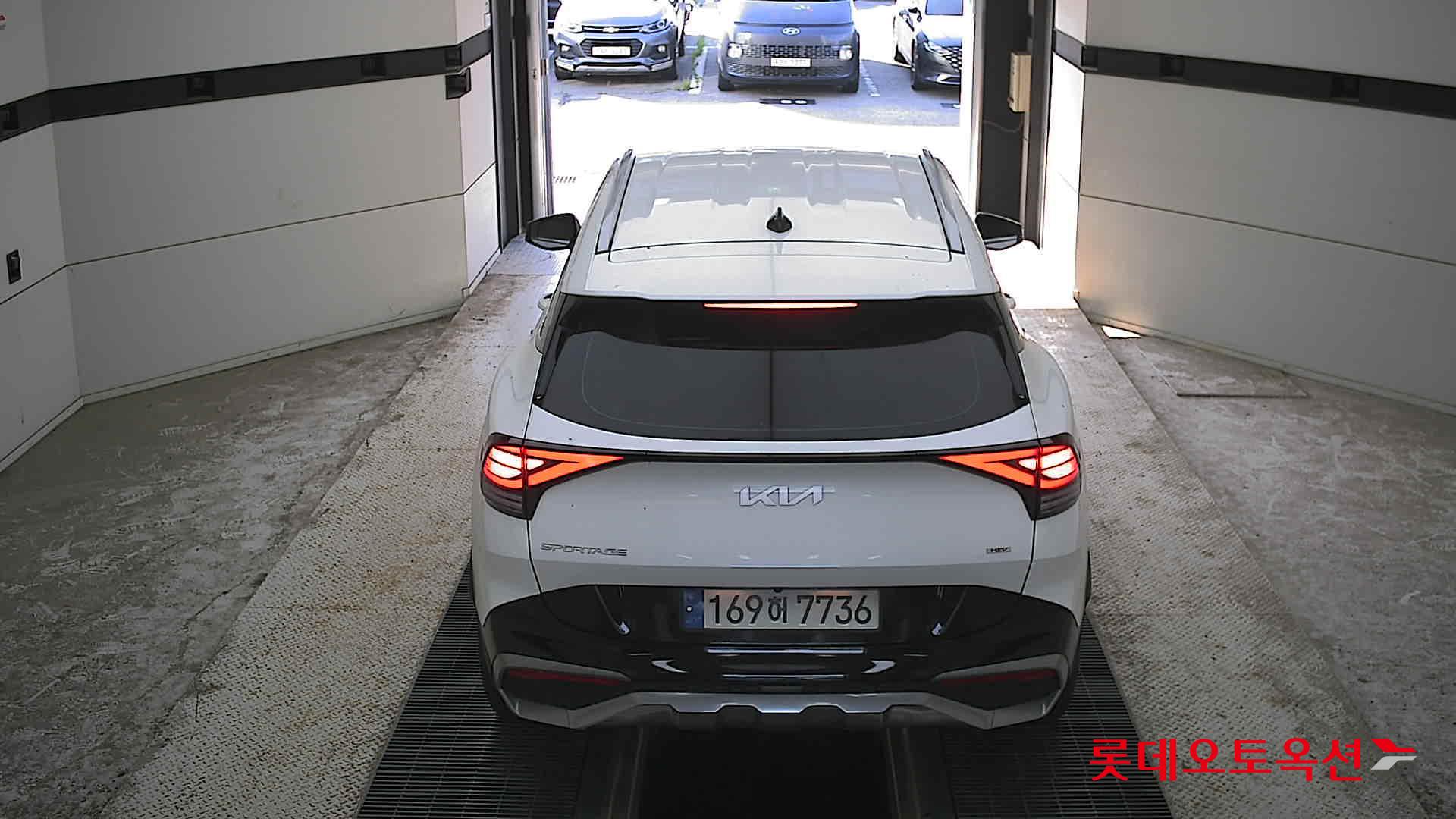 2022 - kia sportage