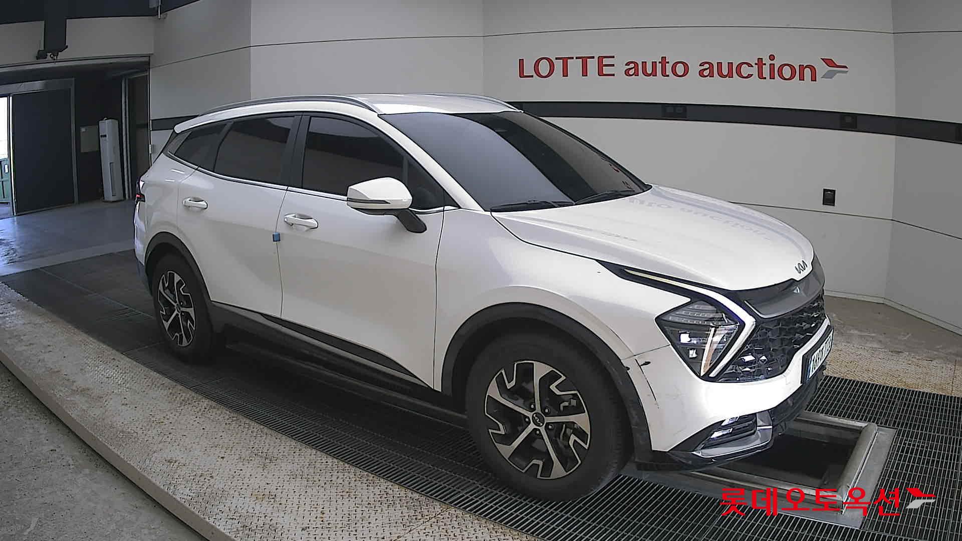 2022 - kia sportage