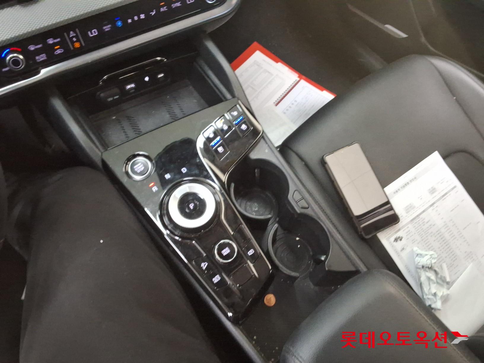 2022 - kia sportage