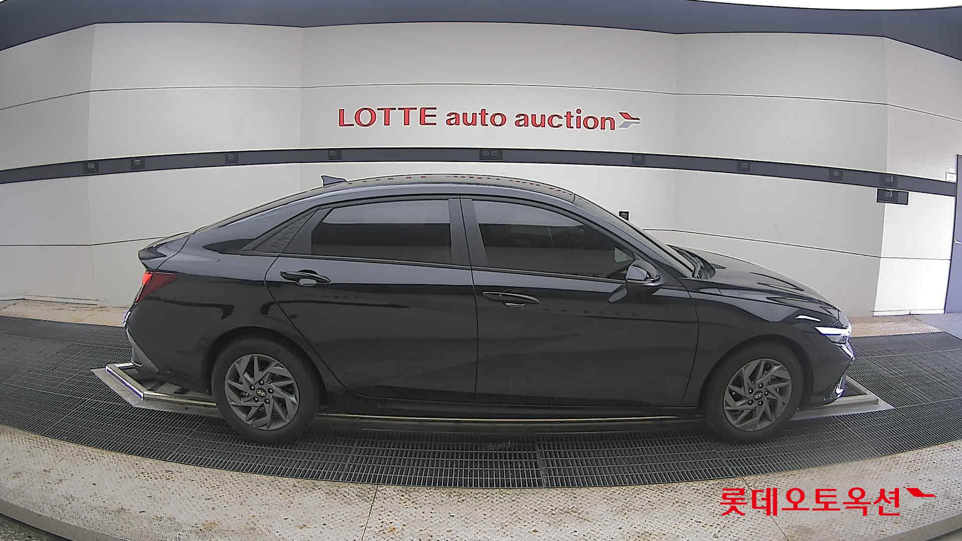 2025 - hyundai avante