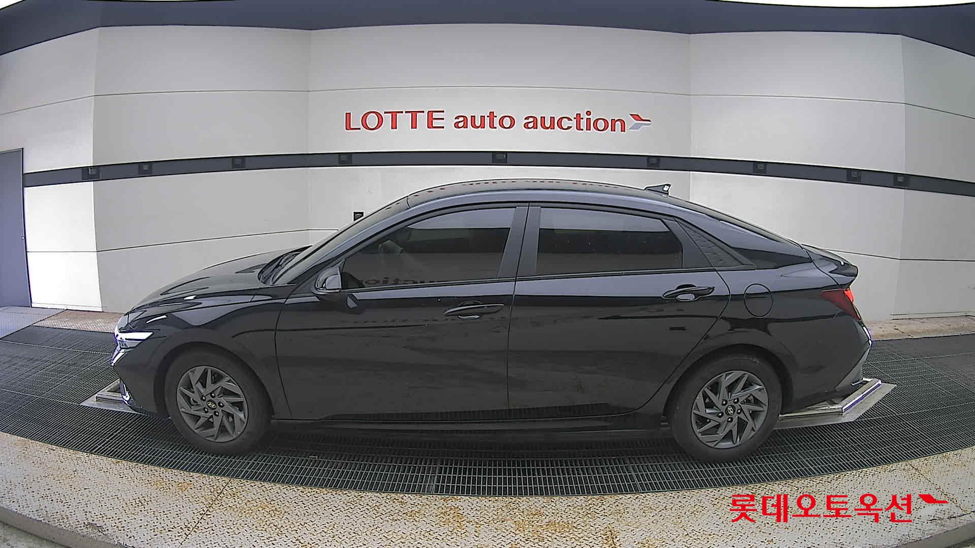 2025 - hyundai avante