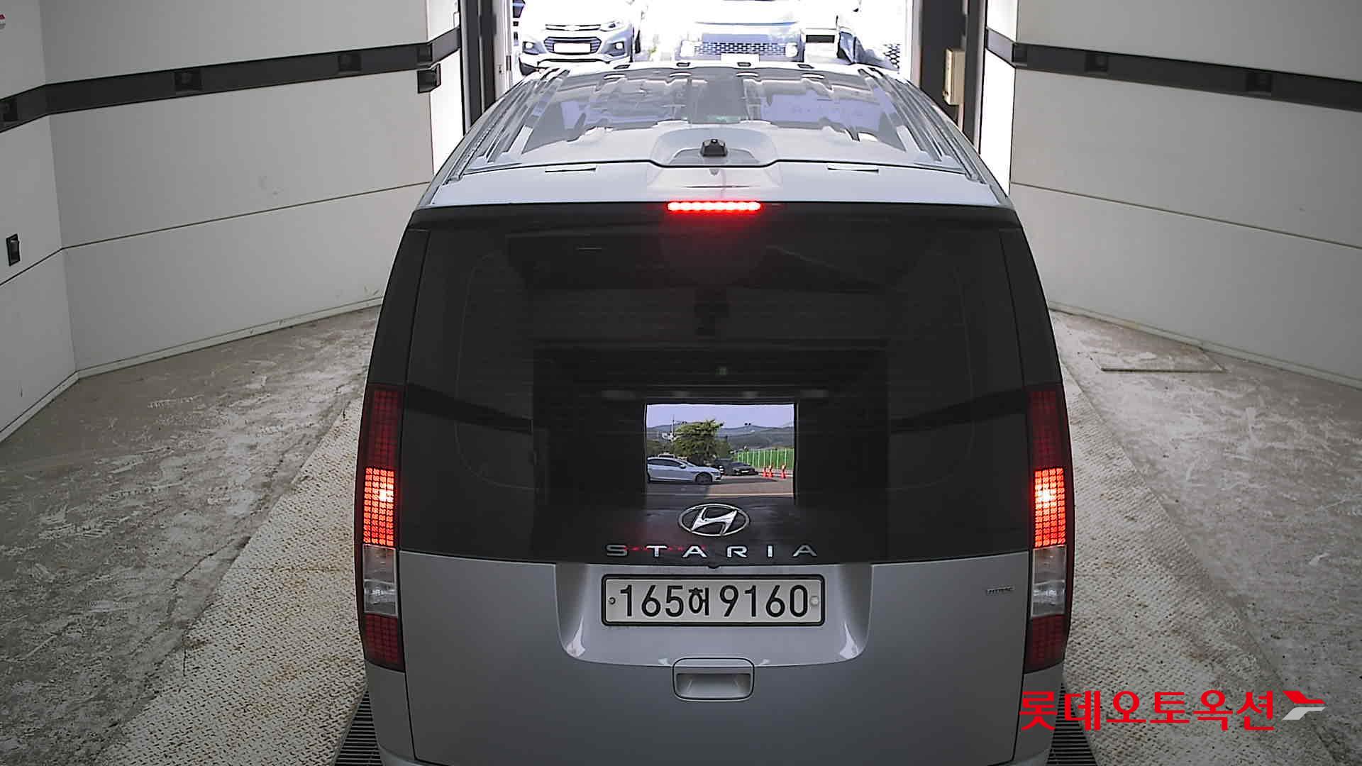2022 - hyundai staria