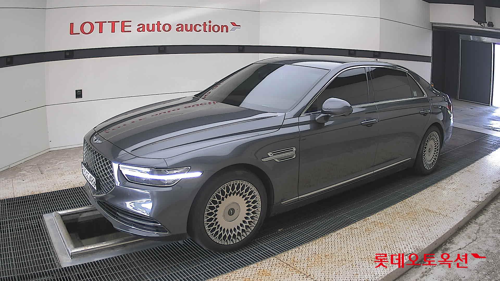 2021 - genesis g90
