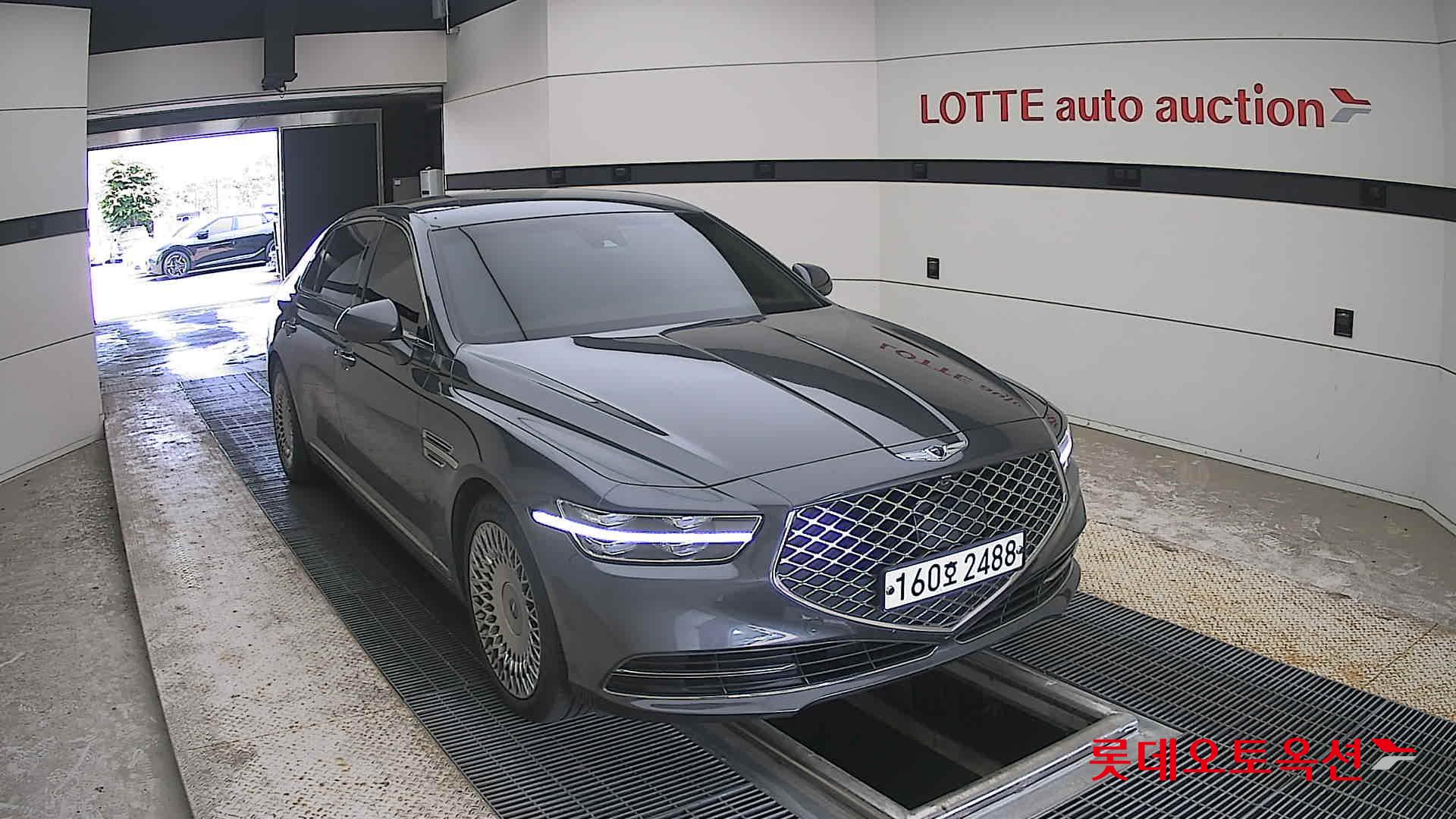 2021 - genesis g90