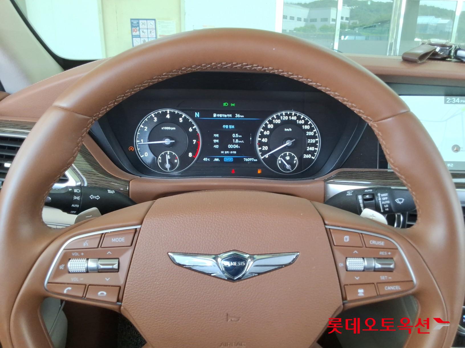 2021 - genesis g90