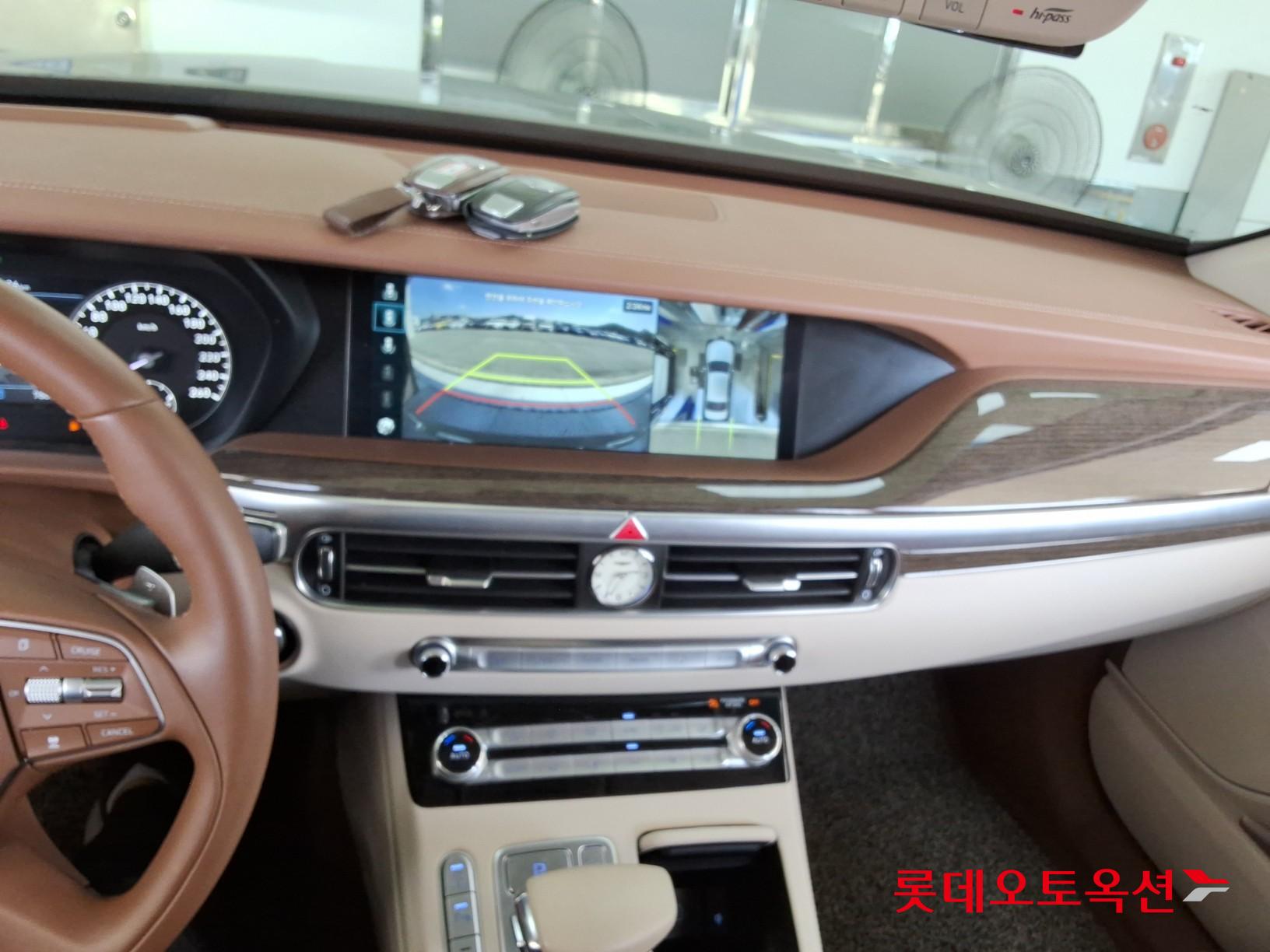 2021 - genesis g90