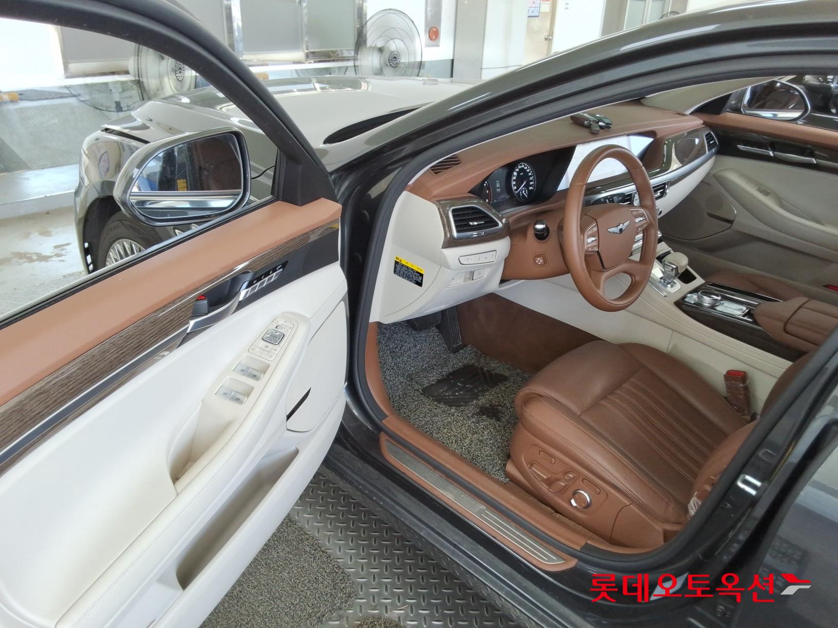 2021 - genesis g90