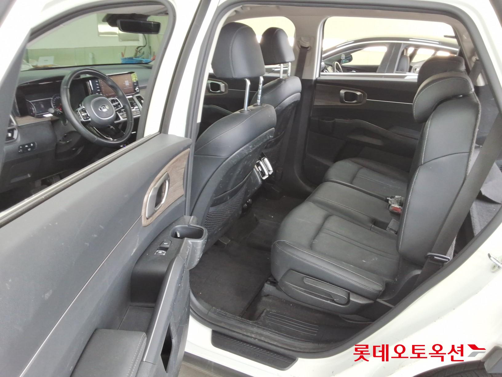 2021 - kia sorento