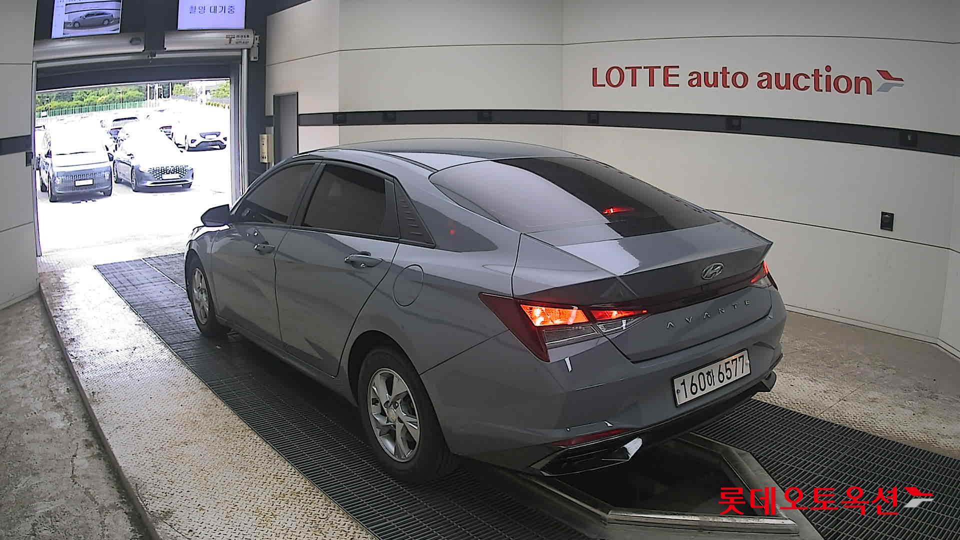 2021 - hyundai avante