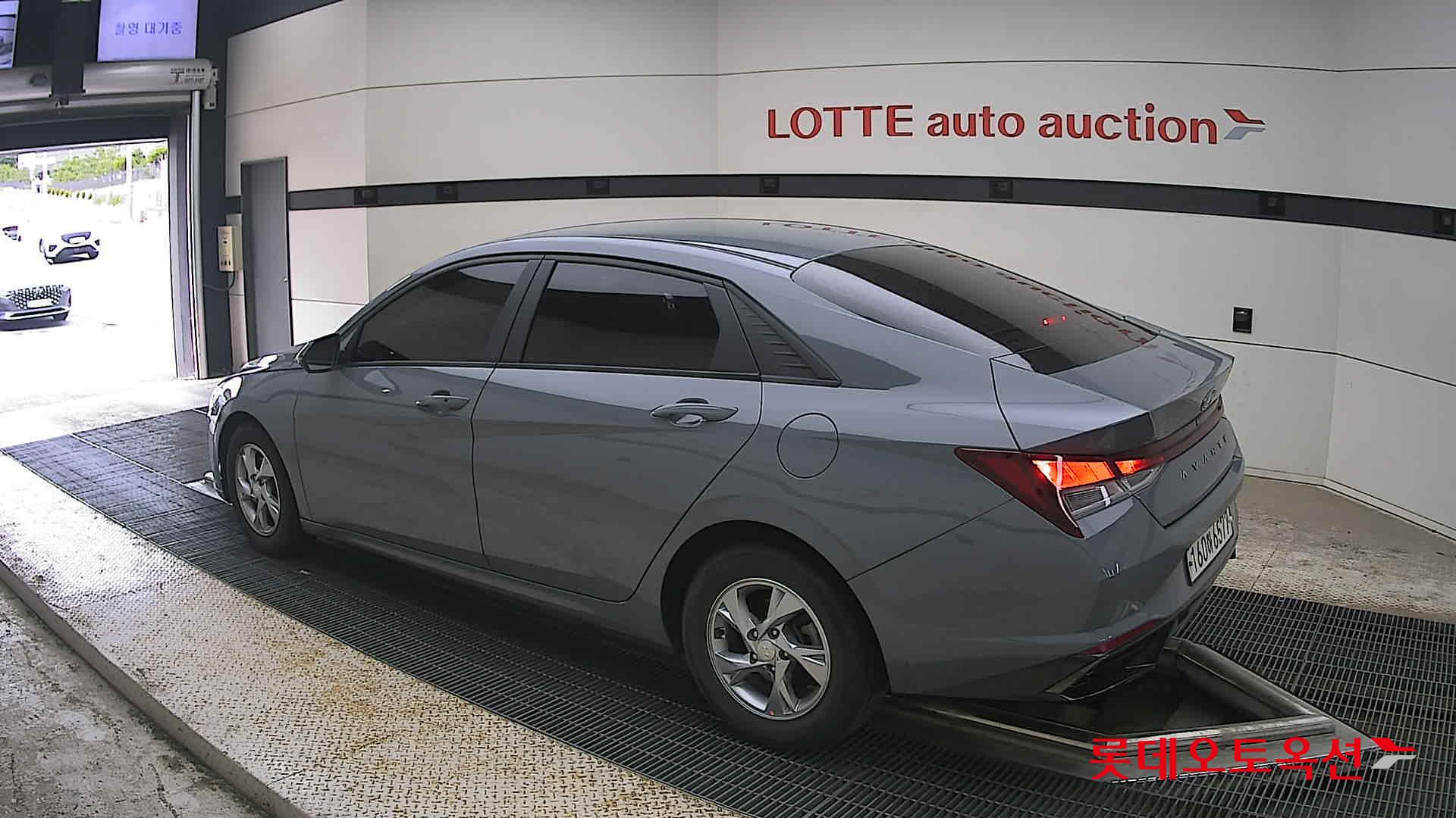 2021 - hyundai avante