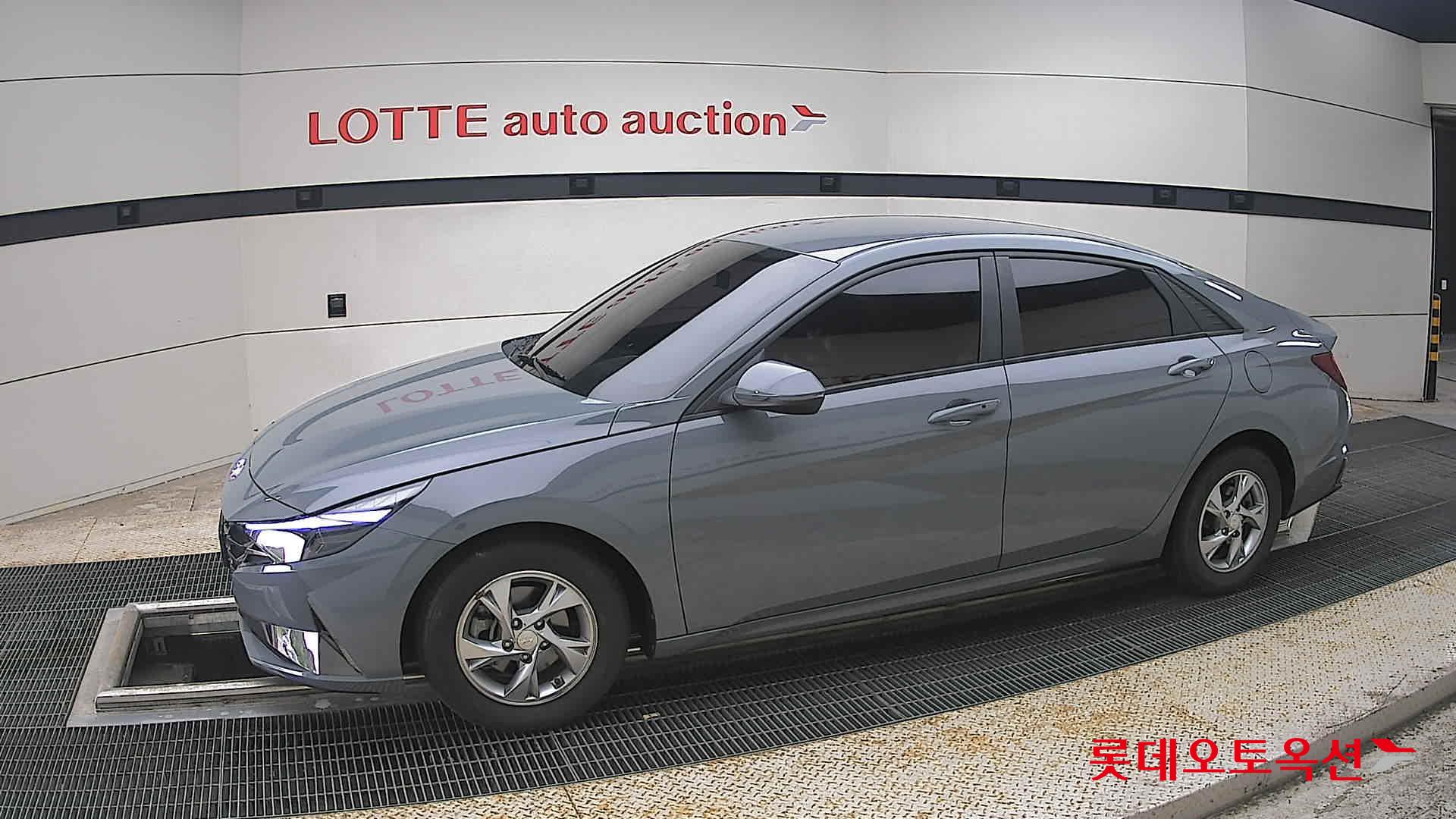 2021 - hyundai avante