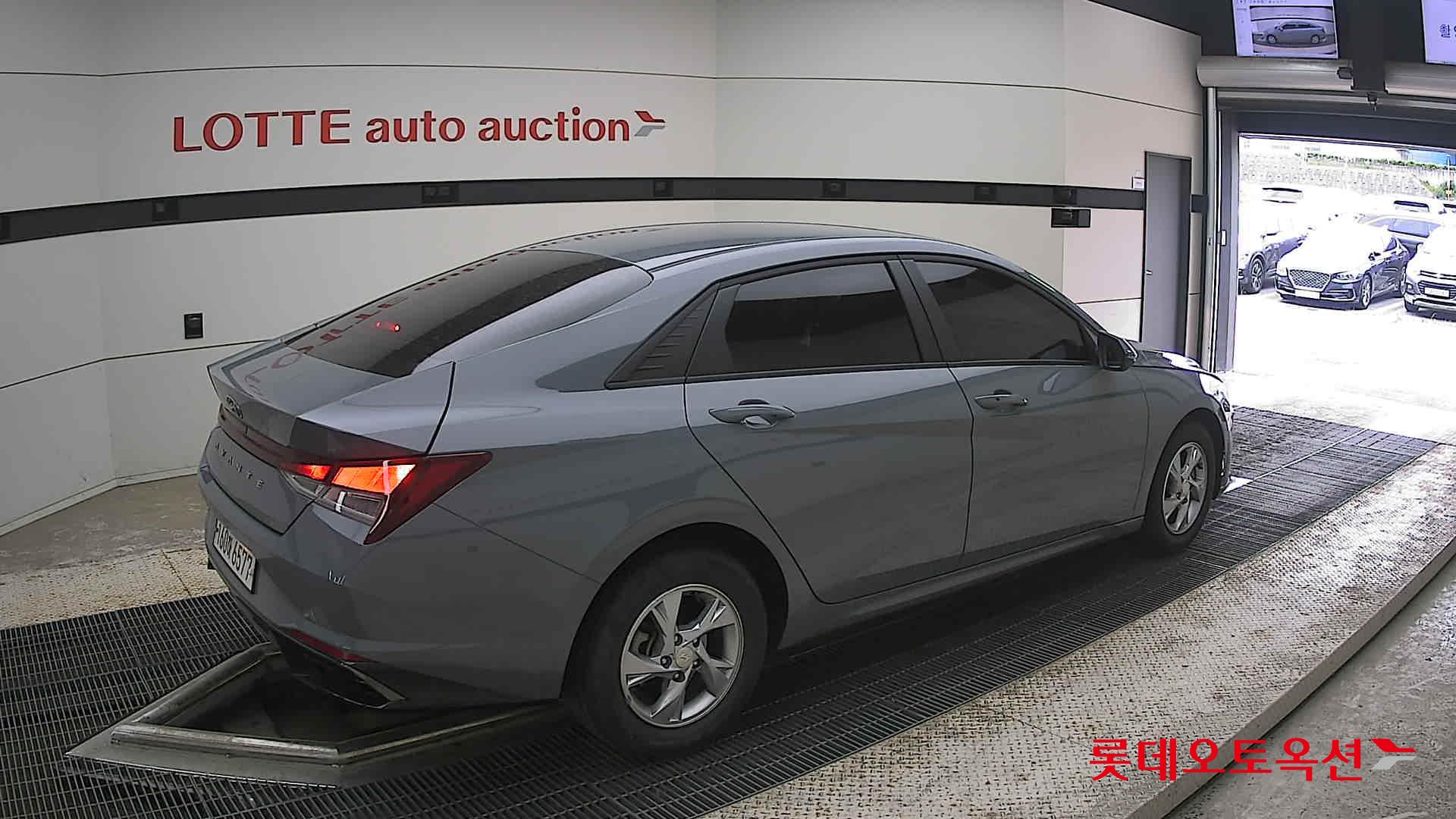 2021 - hyundai avante