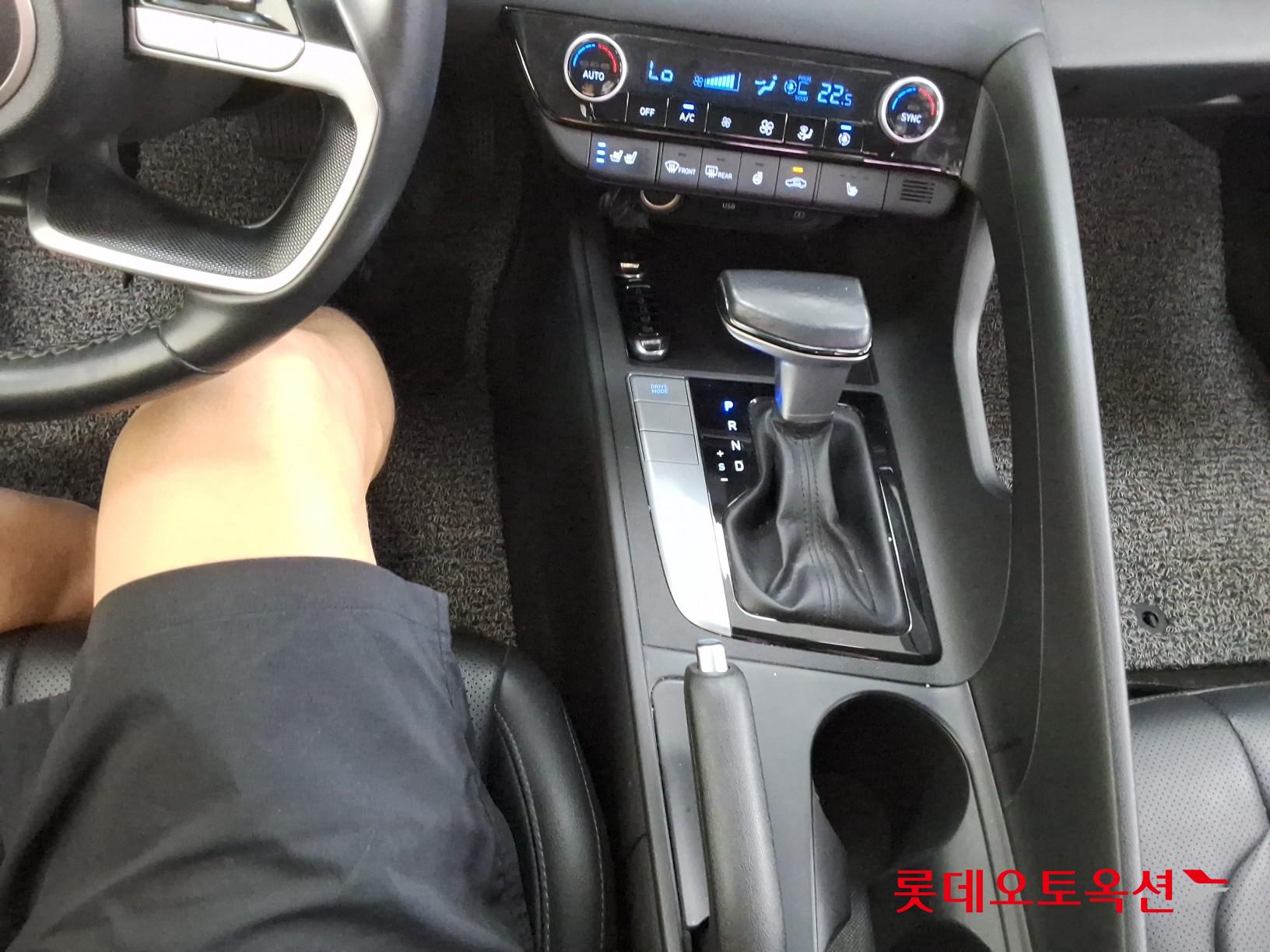 2021 - hyundai avante
