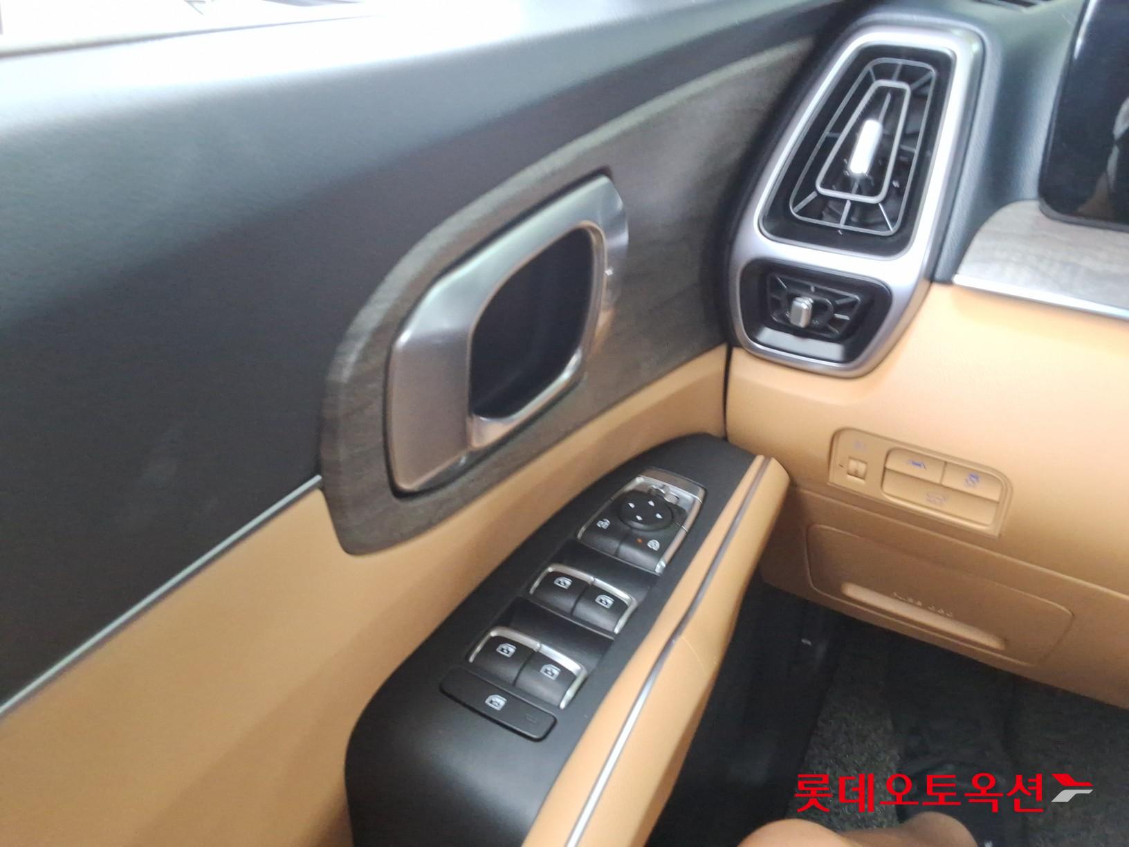 2022 - kia sorento
