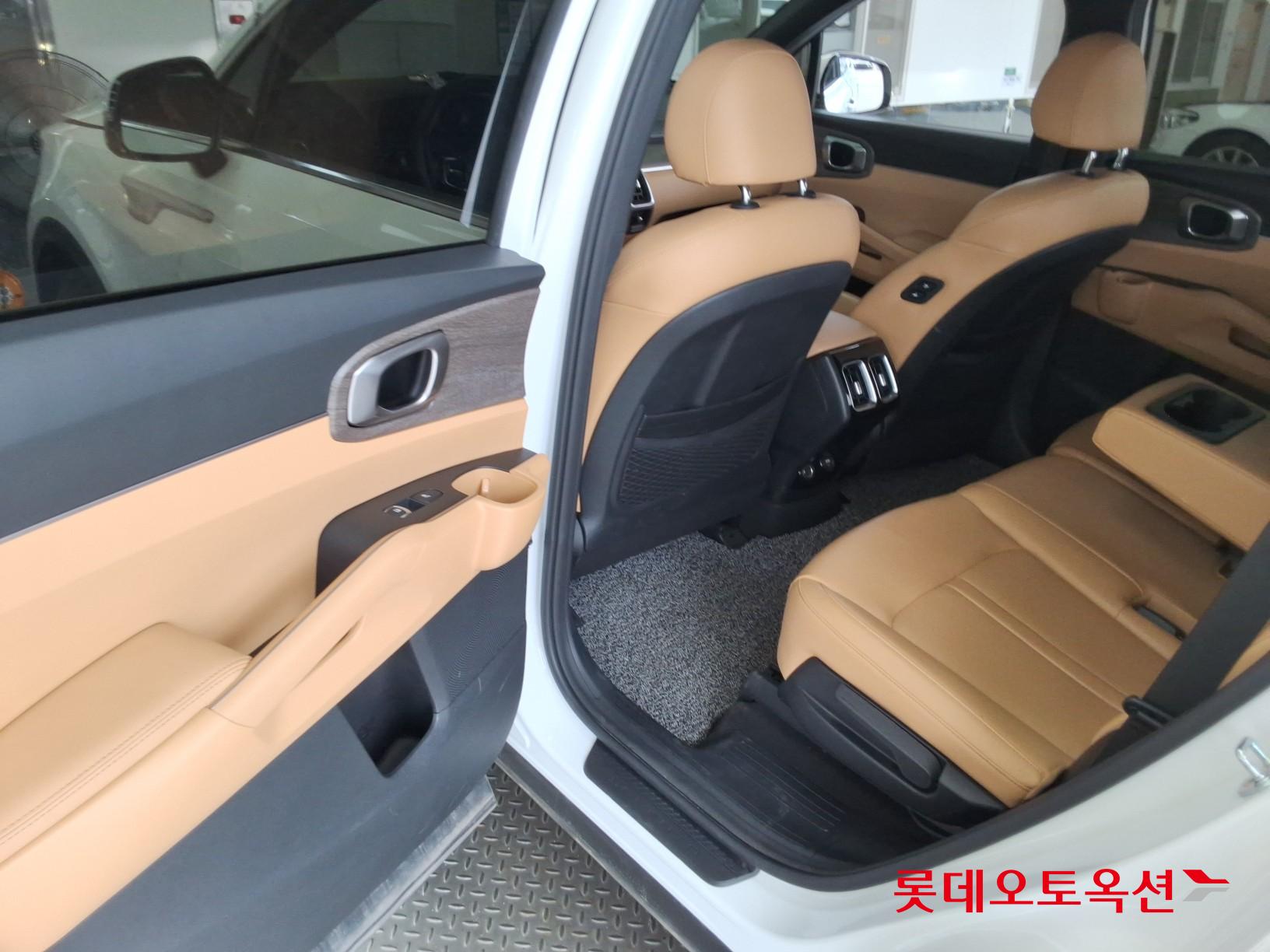 2022 - kia sorento