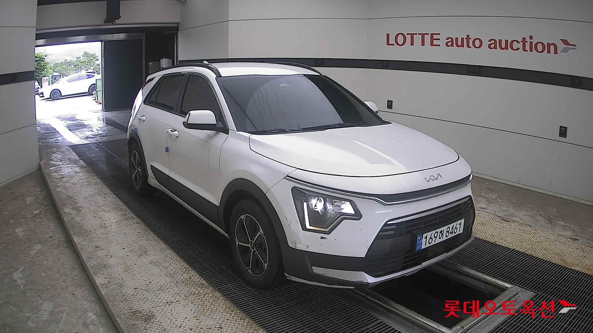 2022 - kia niro