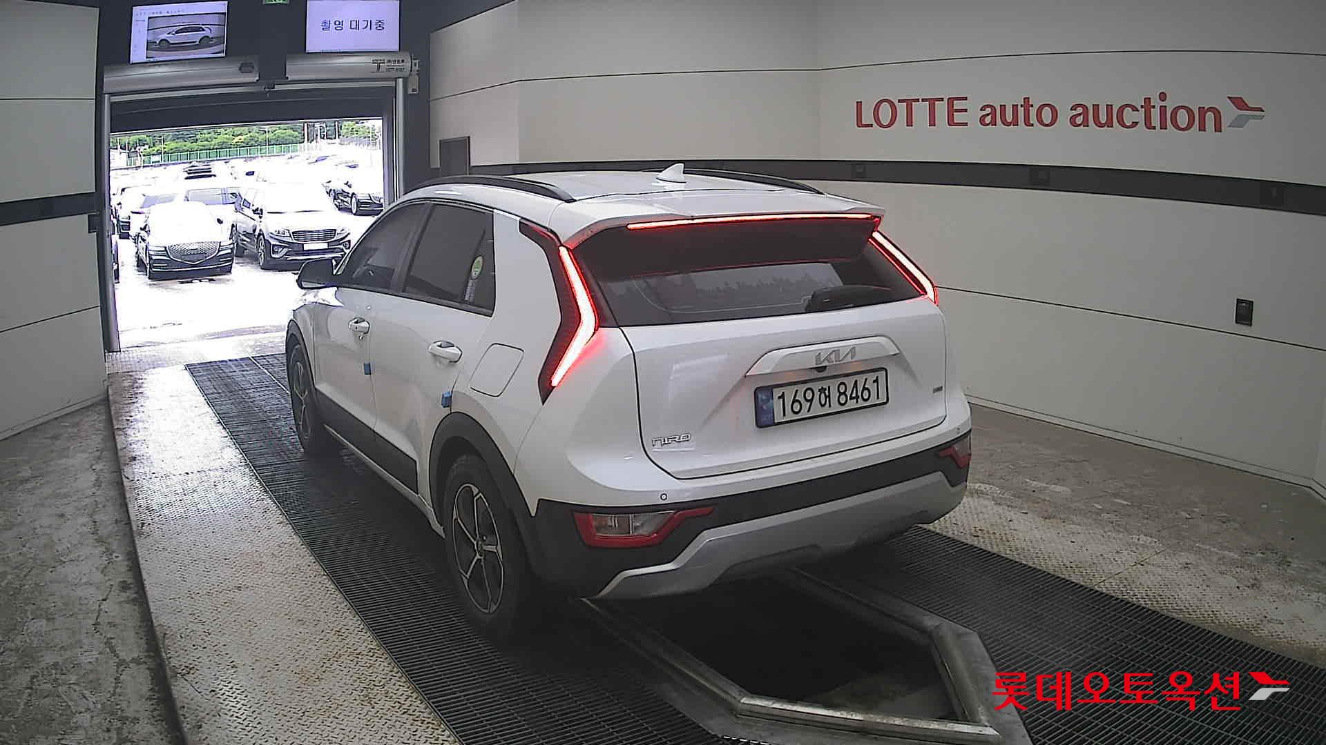 2022 - kia niro