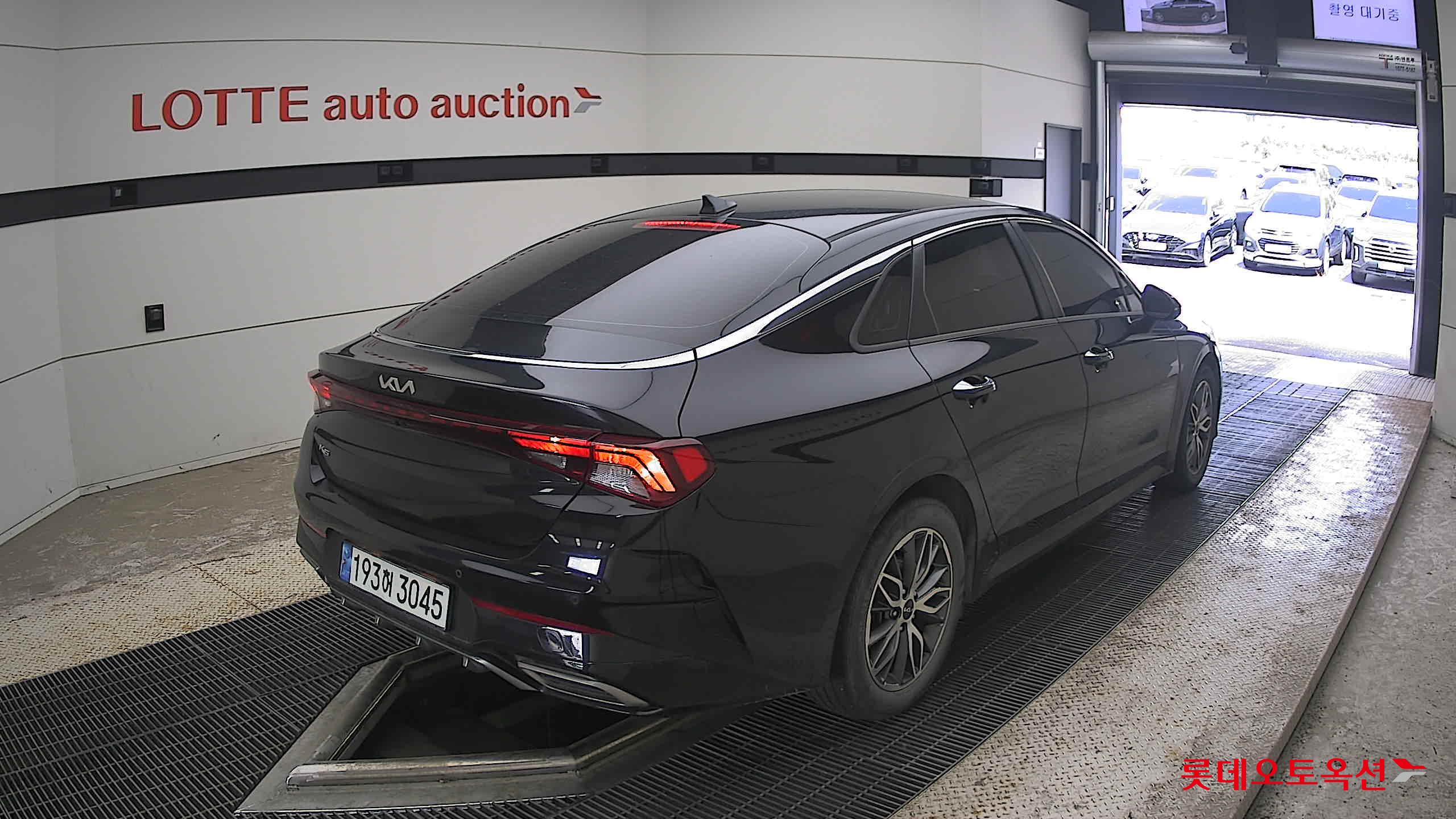 2022 - kia k5