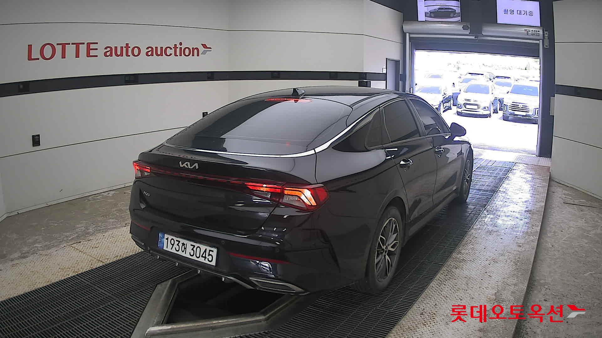 2022 - kia k5