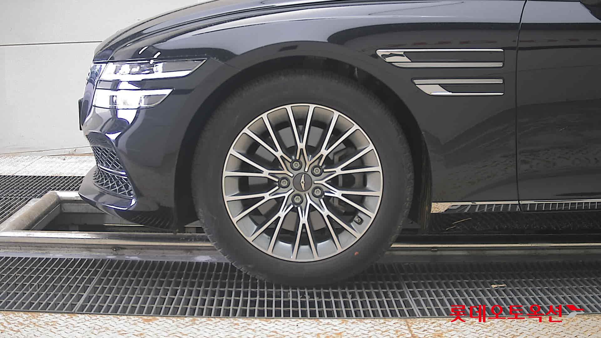 2024 - genesis g80