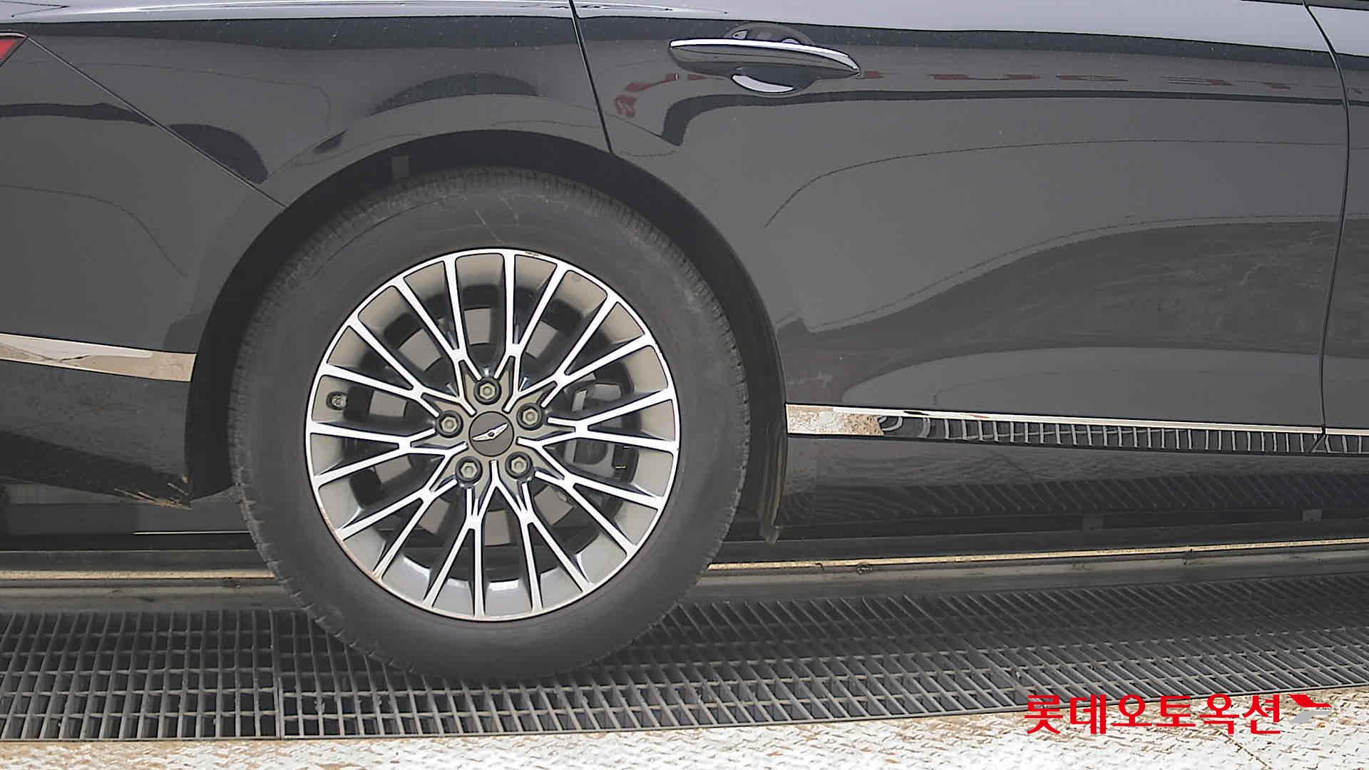 2024 - genesis g80